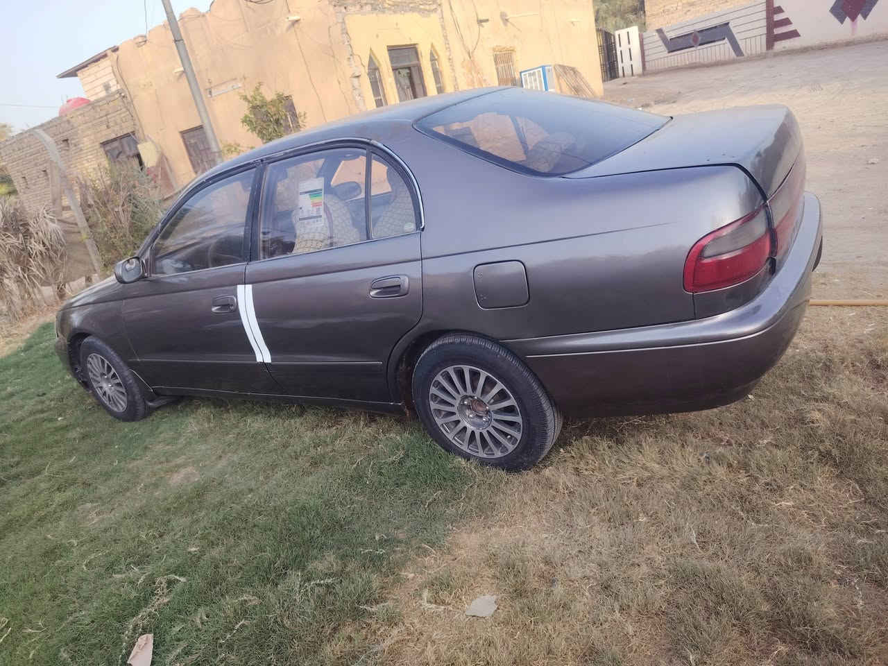 السلام عليكم كرونه مديل 93 رقم نجف 
السياره جاهزه وحلوه وترايك وين ميعجبك 
مكفوله من الكص والنقل والضربه القويه 
كير مكينه كلشي مابيهن حداديه كرهبيات جاهزه 
السياره نقصها تبريد فقط السعر مناسب وياها 42
العنوان نجف عباسيه اتصل وبخدمتك ***********
