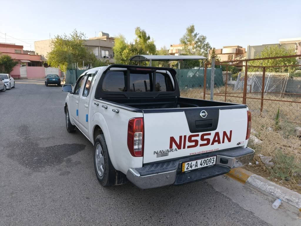 نیسان ناڤارا ٢٠١٣ 

گیر ئوتوماتیک جام کهربا تبرید گیر محرک بشرط مكينة تجفيد بشرط ما بيها نقص سيلرة حيل نضيف سيارة كلش نضيف مال بيت 

بونيت مبدل للاسود و جاملغ سايق اماني صبغ هيلال جاملغين خلفي  بارد 

رقم دهوك سنوي جديد حتى ٢٠٣١ باسمي بيها بطاقة بنزين 

مكان سيارة جمجمال 

سعر ٩٥ بيها مجال 

گێڕ ئۆتۆماتیک جام کارەبا تەبرید و گێڕو مەکینە بەشەرت مەکینەی کراوەتەوە بەشەرتە 
زۆر پاکە سەیارەی ماڵە 

بۆنیت پارچە ڕەشە و چاملغ سایەق پێشەوە سبوغە و هیلالەکان دواوە ساردە 

ژمارە دهۆکە سەنەوی تا٢٠٣١ تازەیە بە ناو خۆمەوەیە  و کارتی بەنزینی کەرکوکی هەیە

لە چەمچەماڵم 

٩٥ وەرەقە و مجال

*********** شمشمل, السليمانية
