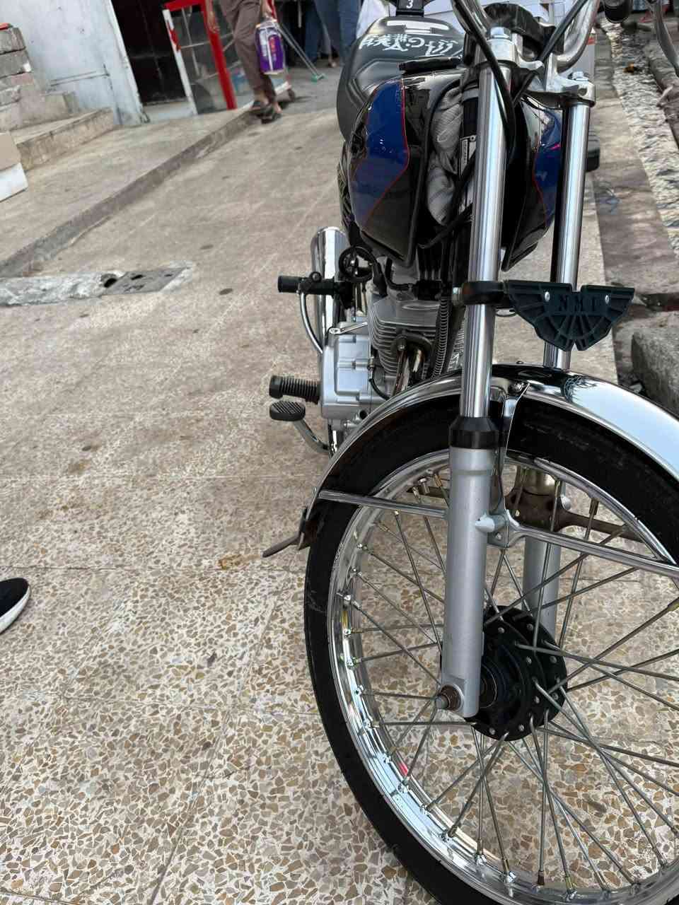 سلام عليكم دراجه نامه مديل23 شاصي23 شرط بعده بل لآيفون محرك شرطسعر 750 وبي مجال *********** خاص مفتوح واتساب مفتوح
