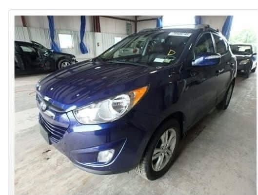 موديل / 2013 GLS 
ماشية / 90 حقيقي
المحرك / دوش
السعر / 119   قفلها بدون عملة 
كفالة عامة محرك وگير وصبغ وضربة وتبديل عدا قطعة 
وحدة
الرقم / بغداد بإسمي 
المكان / بغداد
موبايل / ***********
