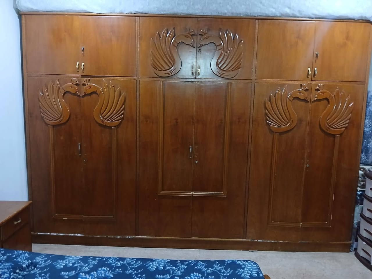 غرفه نوم صاج تكمه اربع قطع
مرتبه وشكلها حلو ونضيفه بس مستخدمه فتره
سعرها 300
هذ رقم صاحب الغرفه
***********
مكلف بنشر
