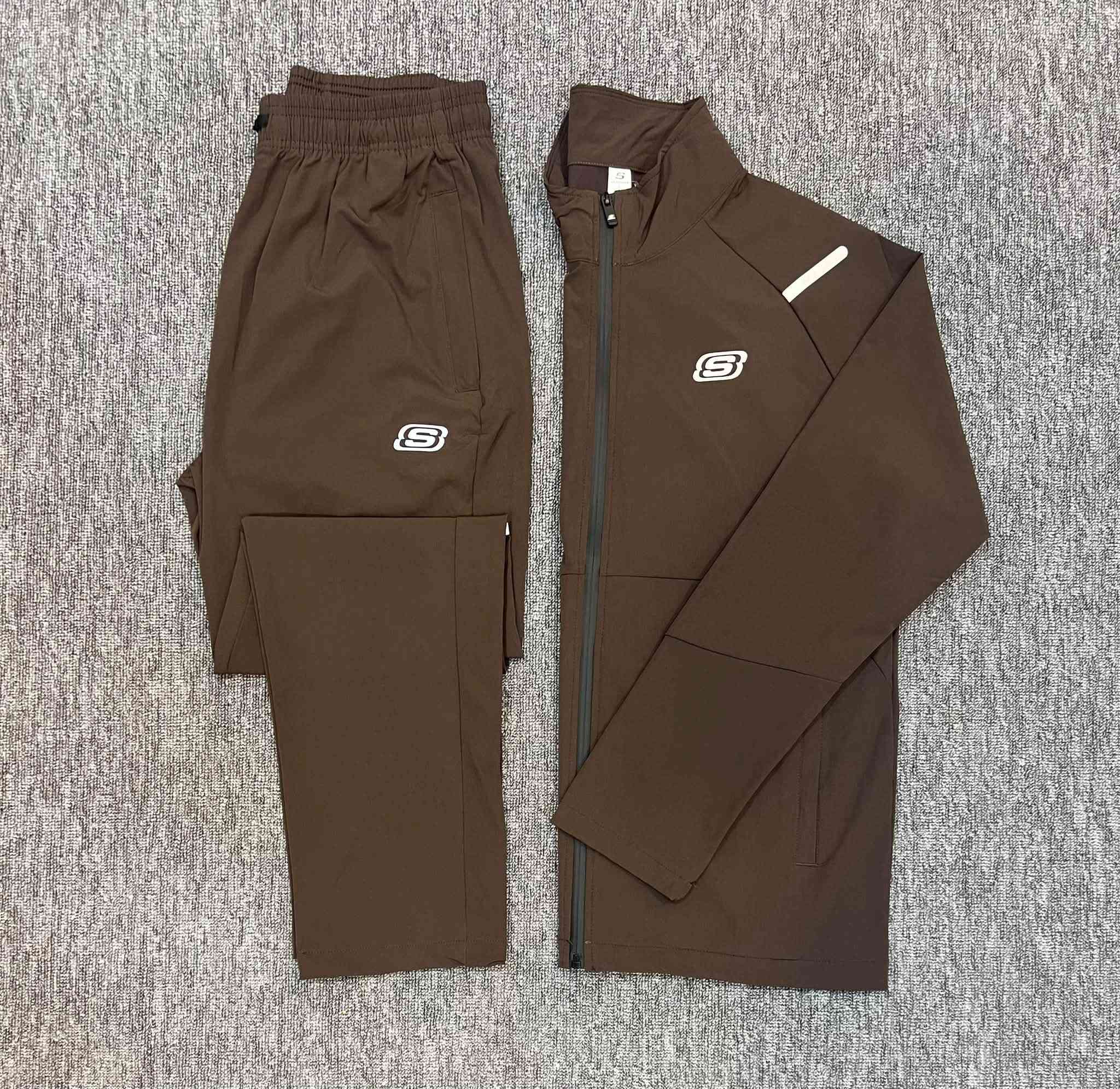 تراك وتر بروف • مقاسات L/XL/XXL/XXXL • جملة فقط