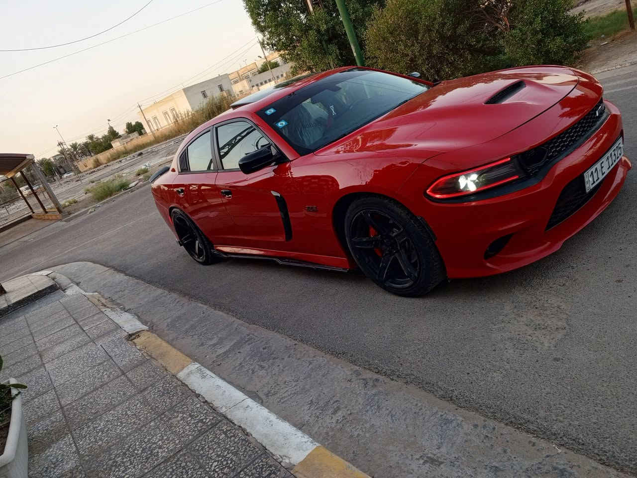 السلام عليكم جارجر موديل 2015 رقم بغداد دولي بسمي مواصفات ارتي ماكس فول صالنصه رياضي صوت كلش حلو تبريد ثلج كير محرك جدد منضومه زنون ولون طماطه جميل كشنات تتفئه تبريد يعني تتونس داخل السياره ماكو صيف شته لازم تلبس قمصله وتصعد وين الشراي السعر 159وبيه مجال محرك 5700 مكان بغداد حي العامل والشراي يتصل ويدلل ***********
