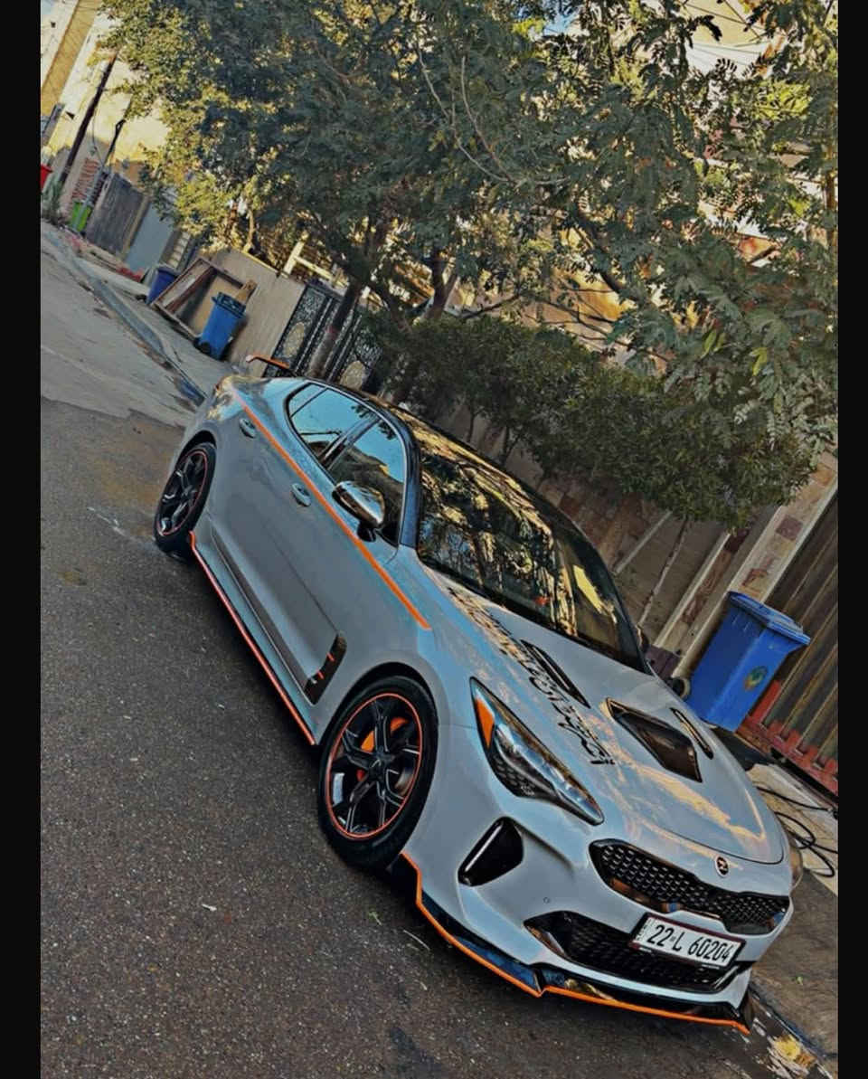 🖤🔥 للبيع | KIA STINGER GT1 2020 🔥🖤
إذا تدور على سيارة تجمع القوة + الفخامة + الشكل الرياضي…
هاي الـ Stinger GT1 تستاهل تنشاف 👌

🏁 المواصفات:
• موديل 2020 GT1
• محرك 3.3 V6 Twin Turbo 🔥
• قير أوتوماتيك
• شفتات سرعة خلف الستيرن
• ستيرن رياضي D-Shape 🏎️
• إنارة داخلية Ambient ✨
• لحيّة أمامية رياضية
• تصميم رياضي هجومي
• جنوط رياضية
• شاشة ومزايا داخلية فخمة
• مقاعد جلد
• تحكم بالمقود
• كاميرا خلفية
• حساسات
• تشغيل بصمة / دخول ذكي
• مثبت سرعة
• تكييف وتحكم بالمناخ
• نظام صوت ومزايا متعددة للراحة والقيادة

🇺🇸 وارد أمريكي

🎨 اللون: سمنتي مميز 🤍🩶
📍 السيارة حاضرة للمعاينة والفحص.

🔧 المحرك والقير والأيرباغ مكفولات
والفحص للجاد حتى يشتري وهو مطمئن.

💥 مو مجرد سيارة… Stinger GT1 تنعرف من شكلها قبل لا تنسمع.

📩 للجادين فقط — مراسلة خاص. او رقمي ***********
