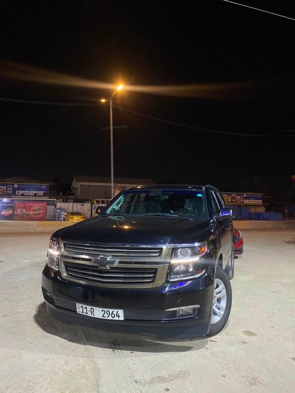 للبيع | تاهو Lt موديل 2019 
السيارة بحالة ممتازة ونظيفة جدًا
▪️ الممشى: 81km
▪️ المواصفات: فول فول
▪️ الدفع: فور ويل
▪️ المحرك: 5.300
▪️ اللوحات: بغداد
▪️ الموقع: بغداد
المواصفات:
 • كشنات  مخمل
 • كهرباء + تدفئة
 • خزن 3 وضعيات
 • ستيرن كهرباء + تدفئة
 • نظام رادارات + وقوف ذاتي 
 • وضعيات قيادة متعددة 
قاصة + ستيرن رجاج + كشن رجاج
كشنات قلاب 7 راكب
 • تشغيل عن بُعد
 • بخاخات تنظيف اللايتات الأمامية
 • حساسات أمامية وخلفية
 • ويل 18 إنج بلادي
✔️ السيارة تبديل جاملغات وبنيد القطع الاصلية موجودة بدون دواخل
📞 الاتصال ***********
السعر :280 وبيها مجال

