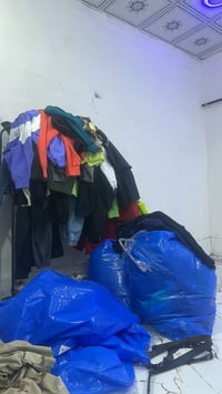 شلعه ملابس • ٢٠٠قطعة • بليبل