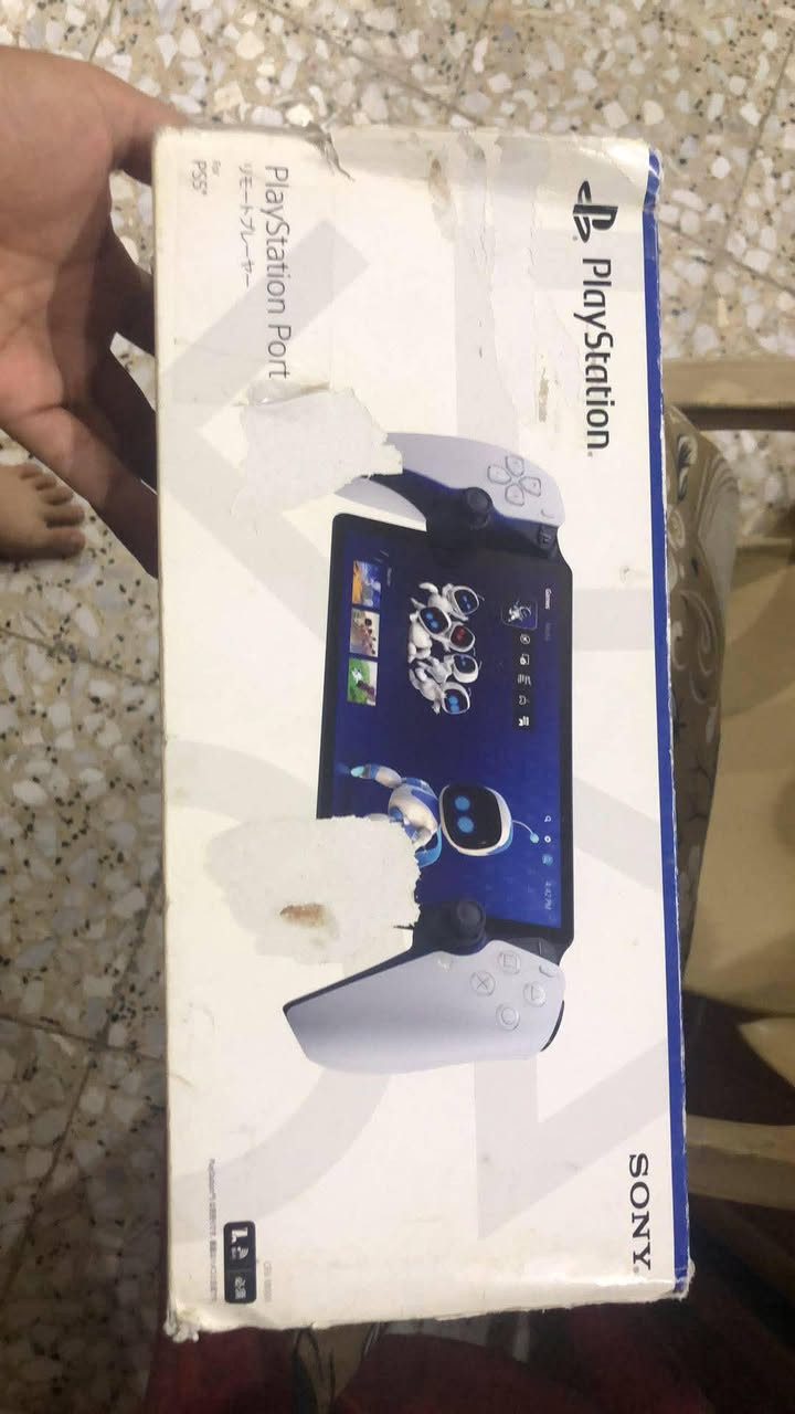 بلايستيشن ٥ • نضيف • كامل ملحقات
