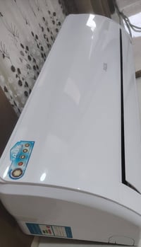 اواكس • طن ونص • مستعملة ١٠ أيام
