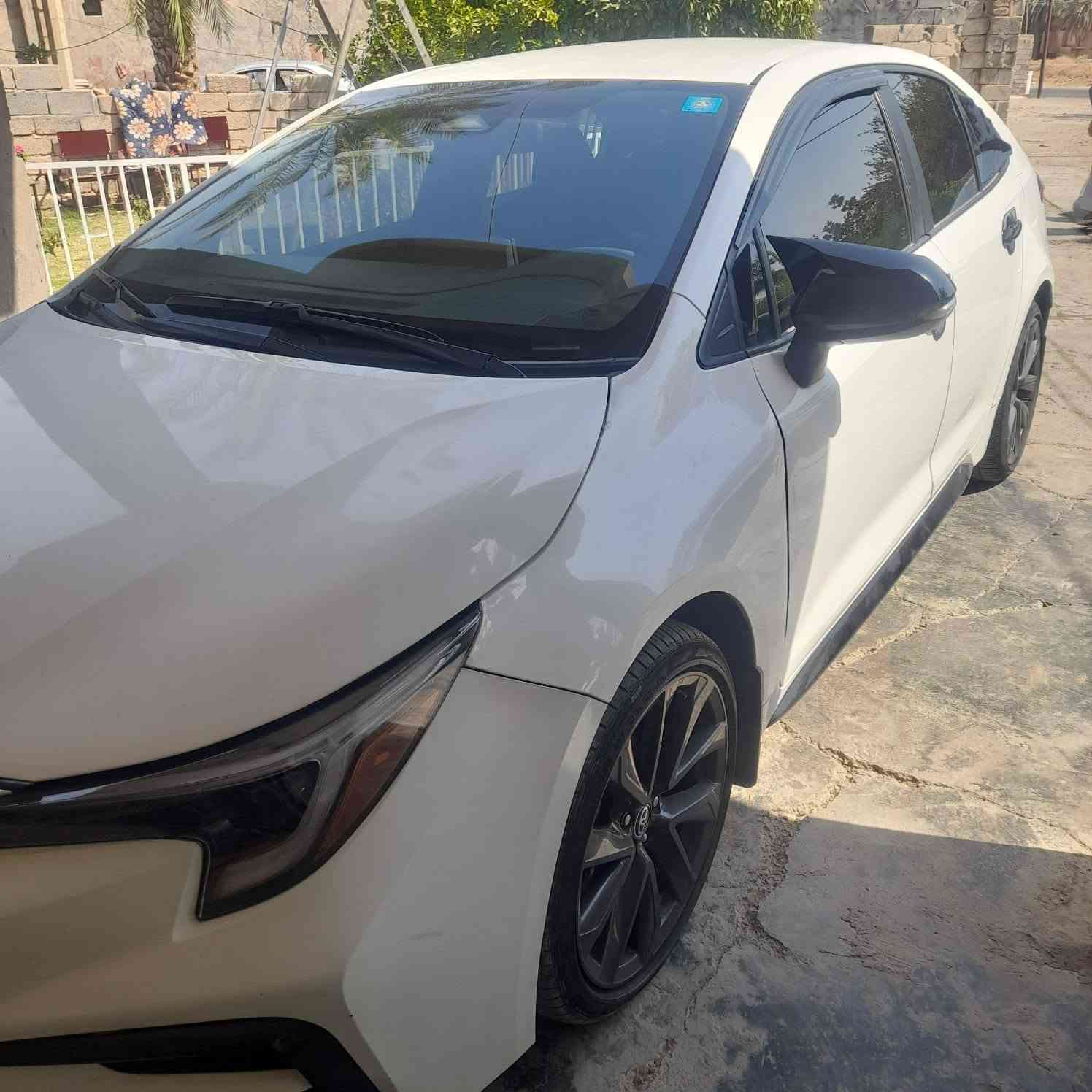 كورلا 2023 وراد امريكي SE 
بصمة 
محرك 2000 
ويل بلاك
شاشة كبيرة
سايد بريك كهرباء 
تحكمات مقود 
اوتو هولد 
درايف مود
كامرة خلفية
ماشية 22 الف ميل
حادث جاملغ وبنيد 
السعر / 135$ ورقة وبيها مجال
 رقم صلاح الدين معوقين المعوق جيراني
العنوان / سامراء - الحويش
***********
