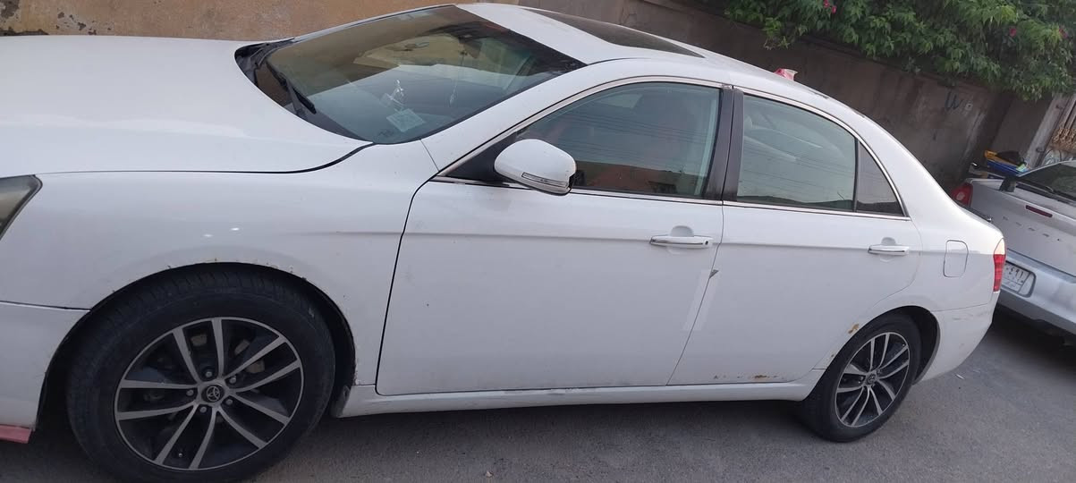 جيلي امكراند موديل ١٣ كير مكينه تبريد حداده كله بلاد بيها بعض الخياسات هزه وسنويه تنتهي ٢٠٢٨ بأسمي السعر ٥٠ للاتصال *********** البصره القبله
