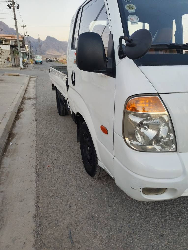 سەرەتا بەناوی خوای گەورە
کیا گاز  سێ هەزاری سۆپەر ی مەکینە عادی سەیارەکە ساغە بڕاوە نیە بەشەرتی ئەوەلیات و حاسیبە  ڕەقەم بەغداد سەیارەکە یەک دینار مەسرەفی تێدا نیە شەش تایەی لۆکی لەبنە بۆ زانیاری چەمچەیەکی دەرەجە یەکی لەگەڵە  سەیارەکە هی ماڵی خۆمە هی مەعرەز نیە   سعری 65و مەجال  ژمارە ***********
*********** السليمانية, العراق
