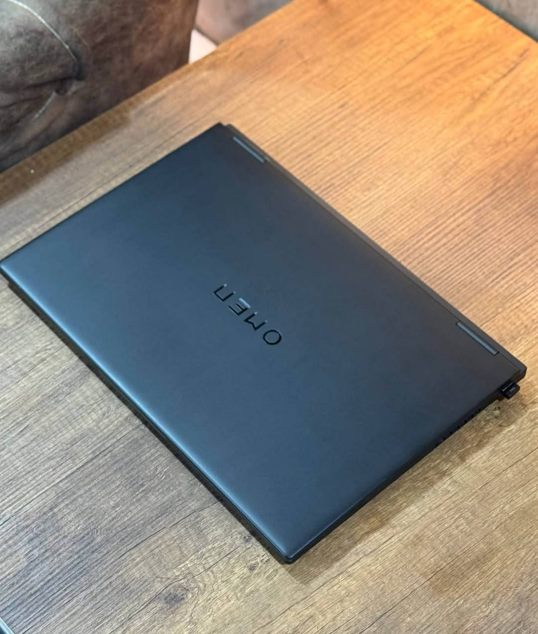 لابتوب HP OMEN GAMING 16-wf0xxx للبيع
المواصفات:
Core i9-13900HX (2.20GHz)

NVIDIA RTX 4060  8GB

RAM 16GB DDR5 5600 MT/s 

التخزين :  1TB SSD وقابل للزيادة يحتوي منفذين M.2 PCIe Gen4

الشاشة حجم 16.1 دقة 2k 240HZ ips 

الألوان 100%sRGB

السطوع   300 nits

الاستجابة   3ms

النظام    Windows 11 Home

Wi-Fi 6E

Bluetooth 5.3

البطارية   83Wh

الشاحن   280W

الوزن حوالي 2.4kg

السعر :مليون و500 وبيها مجال بسيط

للتواصل واتساب ***********

عنواني البلديات الun
