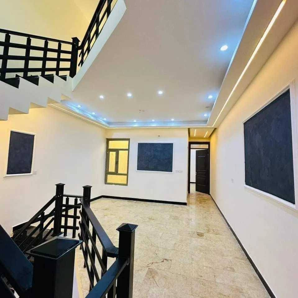 صباغ • واجهات عاليه • ورق جدران