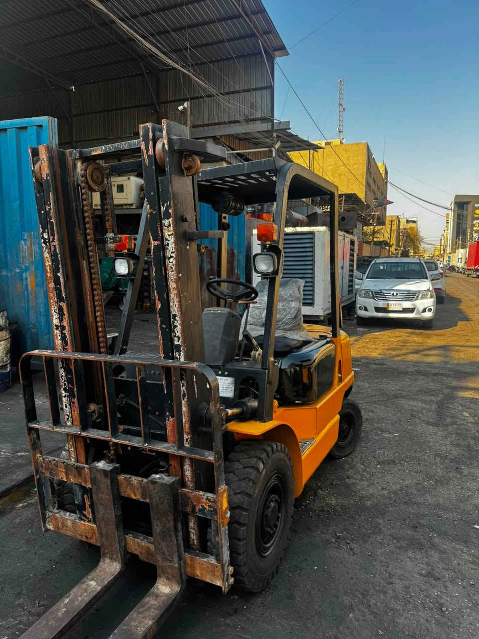 Nissan2.5 طن
العنوان بغداد الكراده 52
***********
