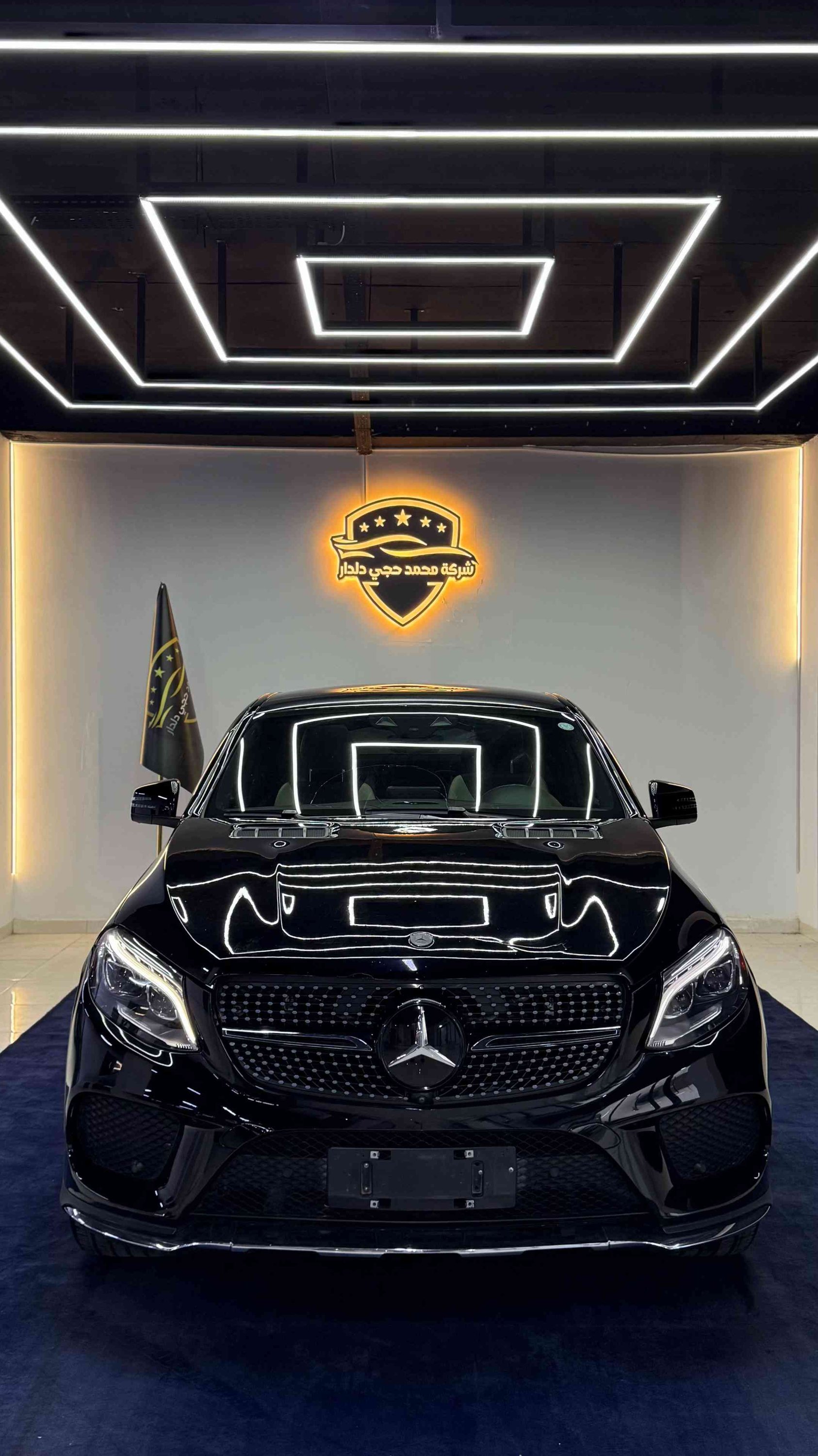 Mercedes-benz GLE43 AMG-full iption Black🖤 & white🤍 2018 69,000mil Call for price: *********** ***********
