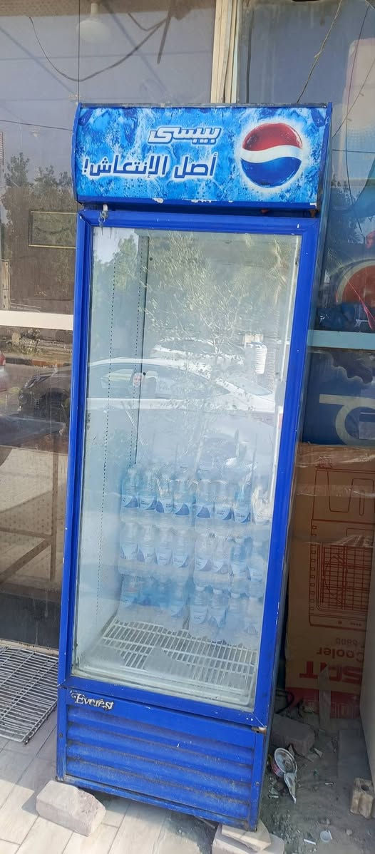 السلام عليكم اخوان عندي ثلاثه برادات نضيفه ومداخله تصليح تبريد فول زاد مجمده نضيفه جدان عله فحص السعر عله 250واحد بي مجال شويه العنوان النجف الاشرف حي الرحمه مقابل القواس عله الشارع العام الاتصال *********** موجود واتساب
