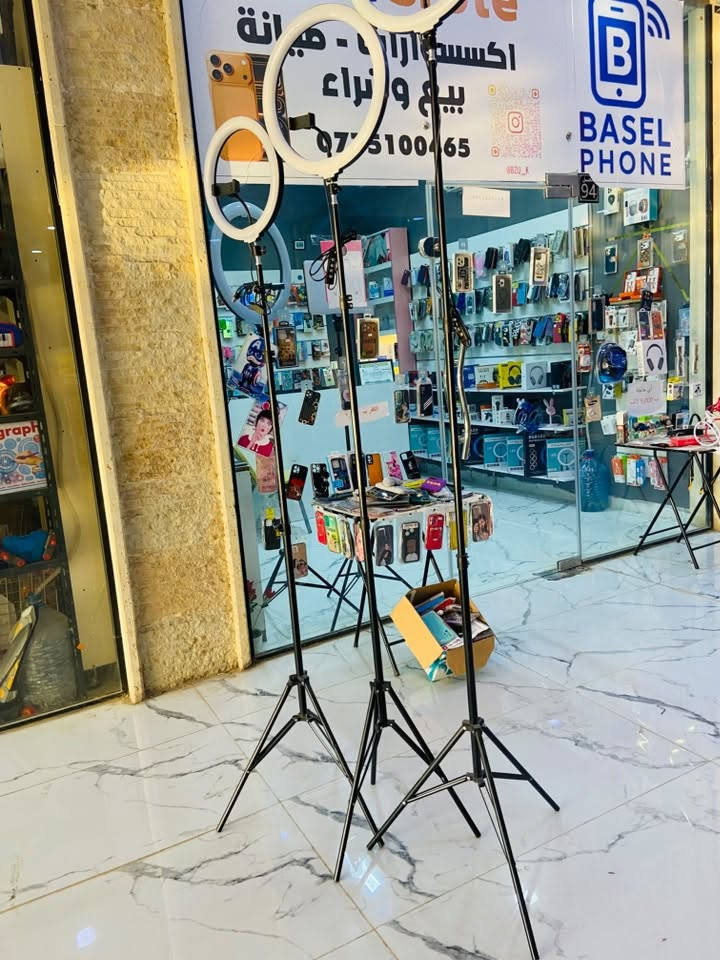 السلام عليكم ورحمة الله وبركاته فرصة مشروع مرتبة ونضيفة مكتب موبايلات في تكريت عمارة رويال مول رقم المحل 94المحل متكامل الاكسسوارات كفرات خير من الله ولواسق خير من الله ايربودات شاحنات بأنواعهه وباقي الاكسسوارات كلهه متوفرة وكلهه موديلات حديثة زبائن خير من الله بس كل انسان يمر بضرف 
للاستفسار اكثر او طلب السعر عل خاص او اتصل***********
