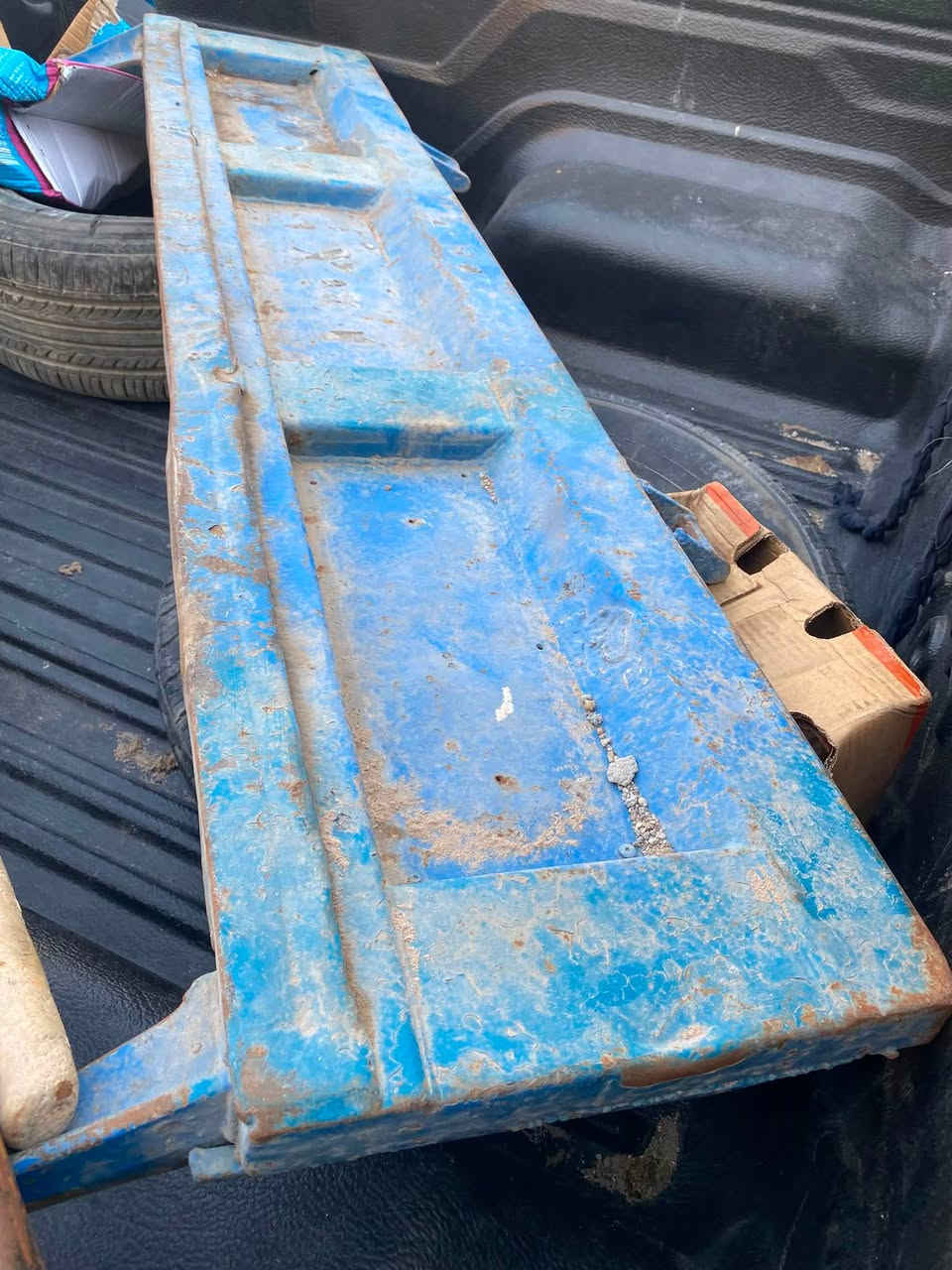 سلام عليكم بدي كنتر اصفاح انضاف حيل لا خياس لا عواج وباب نضيف سعر البدي كامل مليون و350 سعر بس الصفاح وال باب 1250مكاني بصره الزبير (***********)(***********)
