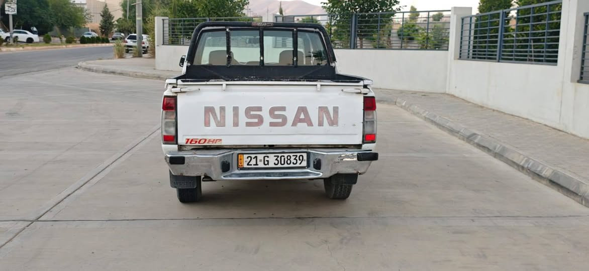 نیسان پیکاپ 2002 سەنەوی تازەیە تا 2029 پێشی تۆزێ دەعمی هەیە ناوی نەگرتووە بۆ زانیاری زیاتر تێل بکە  سعر 70گەڵاو معامەلە  ***********
