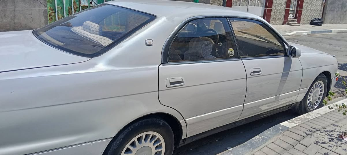 السلام عليكم بطة متصل للبيع موديل 1993 مكفولة من الكص والنقل والعيب الشرعي السعر 46 مع المجال صاحبة طالب تحويل رقم واتساب ***********
