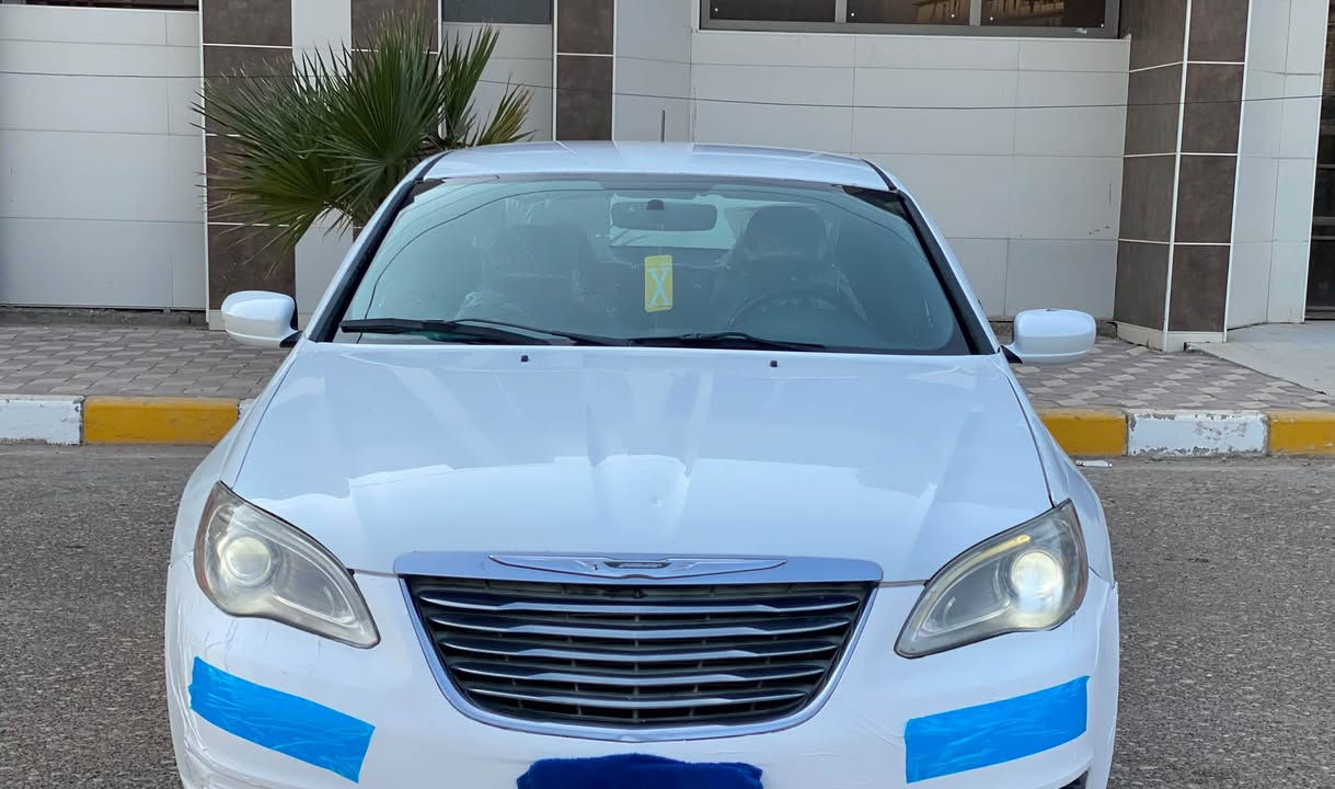 كرايسلر C200 • ٢٠١٣ • ٢٤٠٠ بنزين