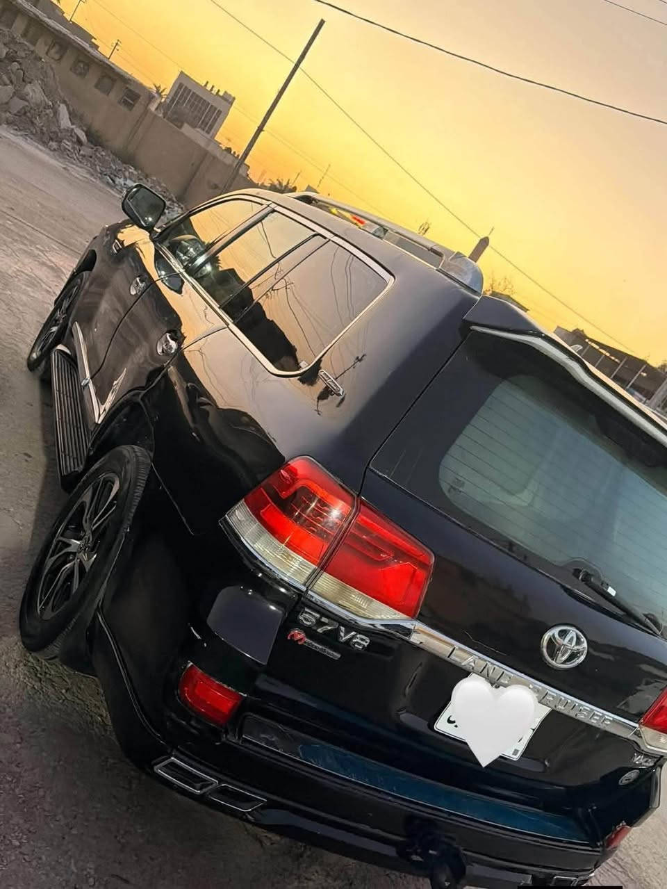 🚙 السلام عليكم ورحمة الله وبركاته

🔥 للبيع أو المراوس – لاندكروز سعر ٢٣٠ 

تويوتا لاندكروزر موديل 2011
✨ محدثة بالكامل شكل 2021 – داخلي وخارجي

✅ محرك 8 سلندر
✅ المكينة والگير كفالة
✅ صبغ عام
✅ سيارة قوية وجاهزة 
✅ ترايك وين ما جان 💪🔥
✅ رقم أربيل قديم 
✅ قابلة للتحويل إلى رقم وكالة
✅ البيع أو المراوس حسب القناعة

📞 للاستفسار والاتصال: اتصل برقم غير متواجد بفيس
***********
