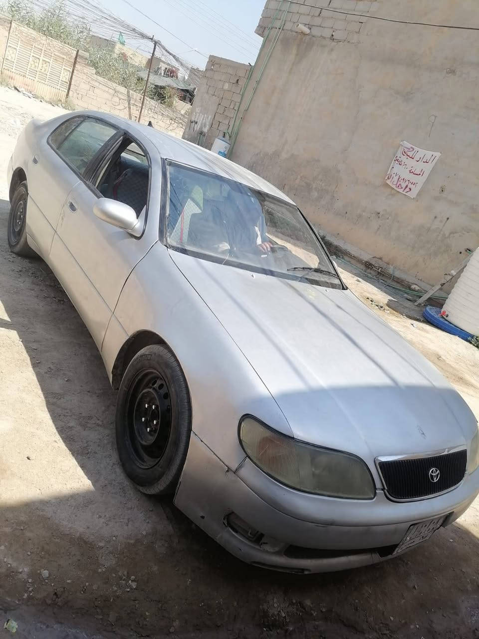 لكزز موديل ٩٧ تشبه البطه رقم كربلاء سياره حلوه للاستفسار ***********
