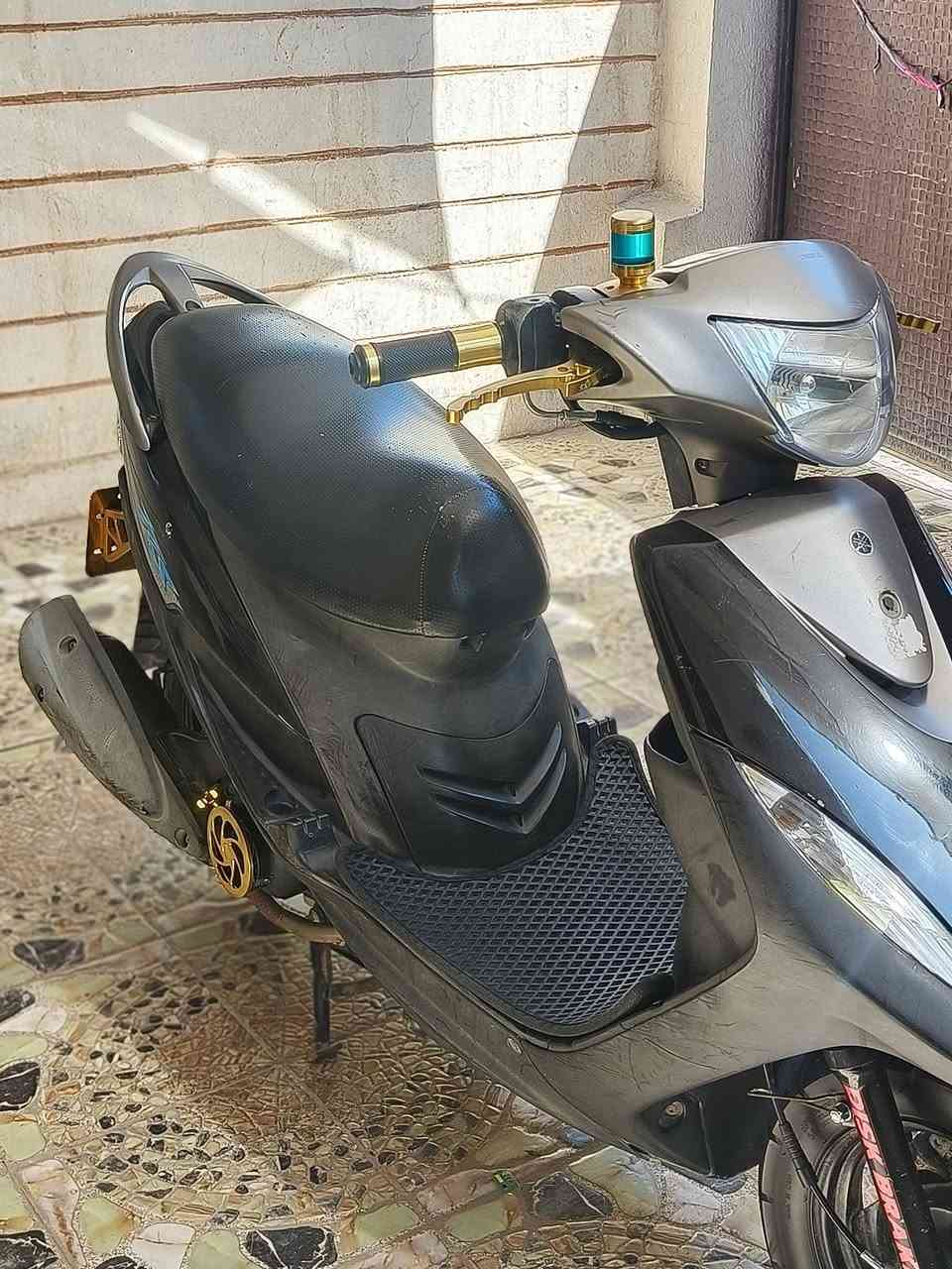 السلام عليكم ماكس عدله كفاله عامه
دراجه كلها ختم واحد وجيب وياك ١٠ فيتريه وافحص ودراجه غراضها البلاديه موجوده بس احنه مخلين يدات بريك رياضي قاعده رقم رياضي يدات رياضي قبق عنبار رياضي قبق فلاوين رياضي وقطره دهن وقبق شاصي رياضي لل جمالية اما غراضها البلادي موجوده دراجه كفاله عامه
السعر 850 وبيها مجال بسيط 🪭
عنوان الراشديه مال حسينيه 
رقم ***********
