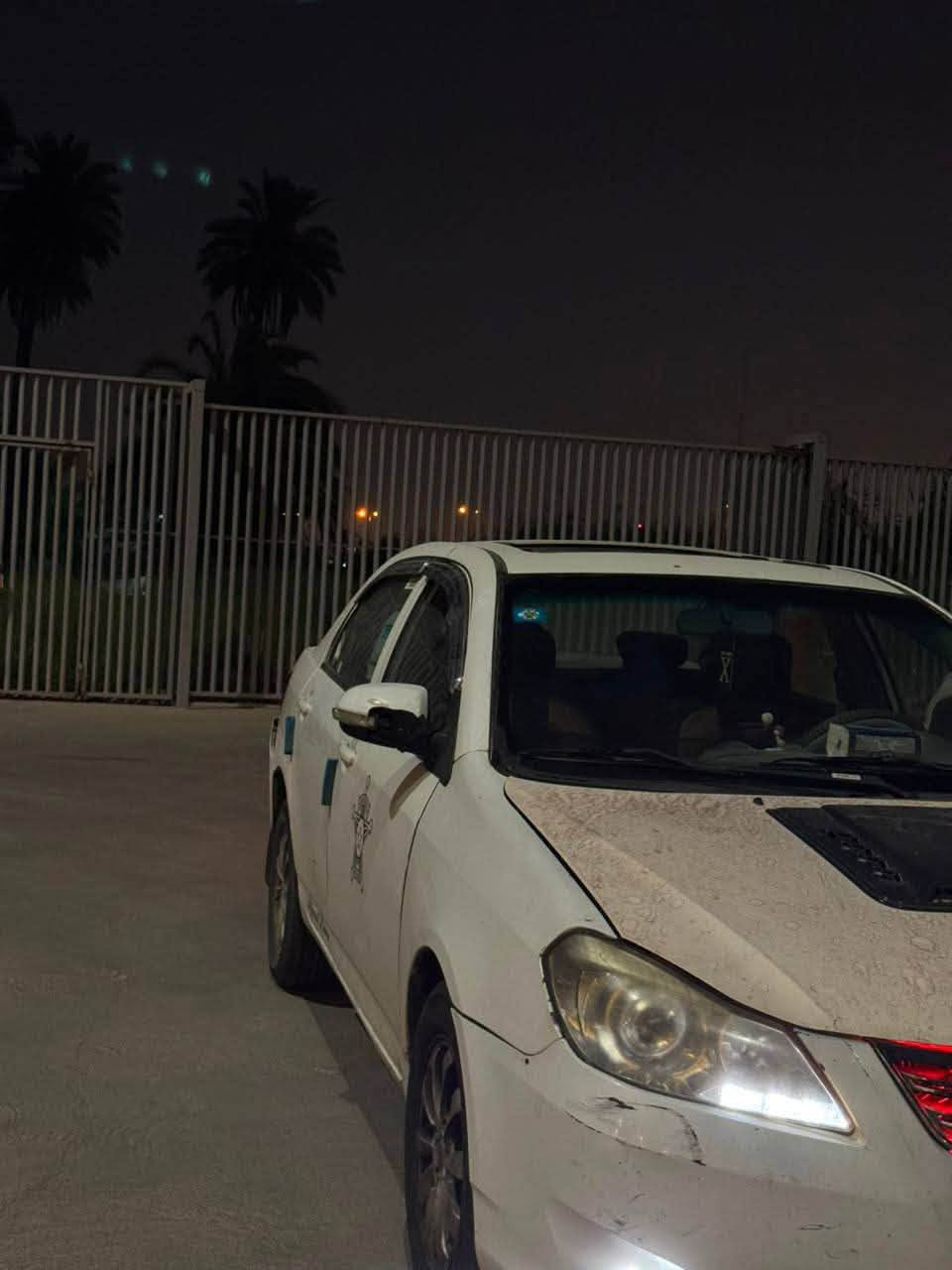 السلام عليكم BYD G3 2015 الشركة العامة بصمة فتحة فول مواصفات كير ومحرك بلادي سنوية للـ ٣١ بأسمي تحويل ثاني يوم بيها جاملغ تبديل مستعجل على بيعتها لغرض السفر مكاني بغداد الدورة *********** واتساب + اتصال
