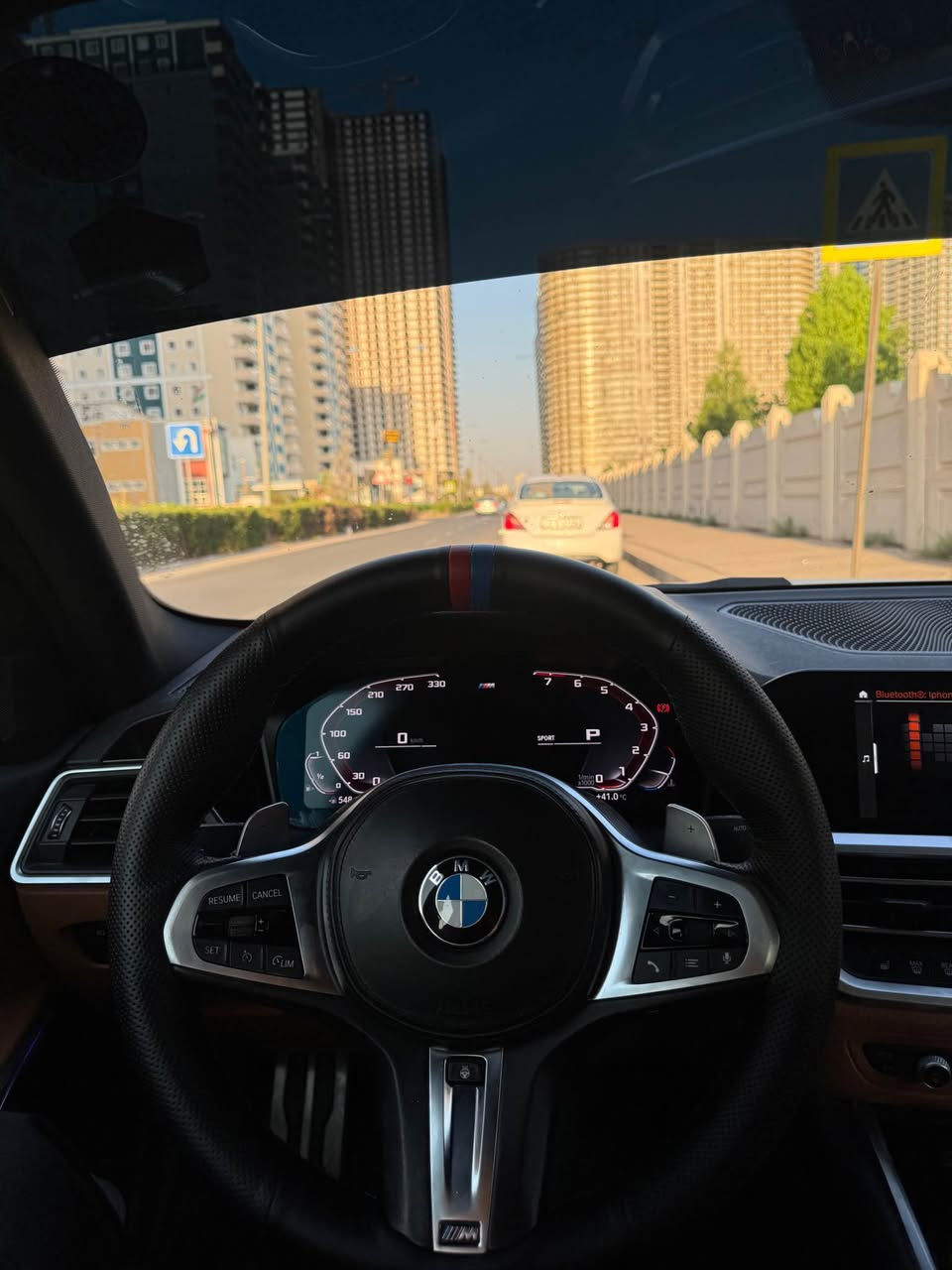 Bmw 330i Xdrive M package (233$)
2020 
فول فول مواسەفات (داتاشۆ - ٥ کامێرا - سلایت - رادار - ئێم پاکێجی بیلادی- ناو قەیسی )
چوار پارچەی سایەقی بۆیاغە بەبێ ناوگرتن 
ئێرباگ تەنها شان و کوشین 
پێش و پشت کەپس دەعامیەکانیشی بیلادیە 
٧٨ هەزار کیلۆمەتر رۆیشتووە 
تەقە و رەقە گێر مەکینە ئەکسل دەبل ئەکسل تەحویل هەمووی بەشەرت 
***********
هەولێر أربيل, العراق
