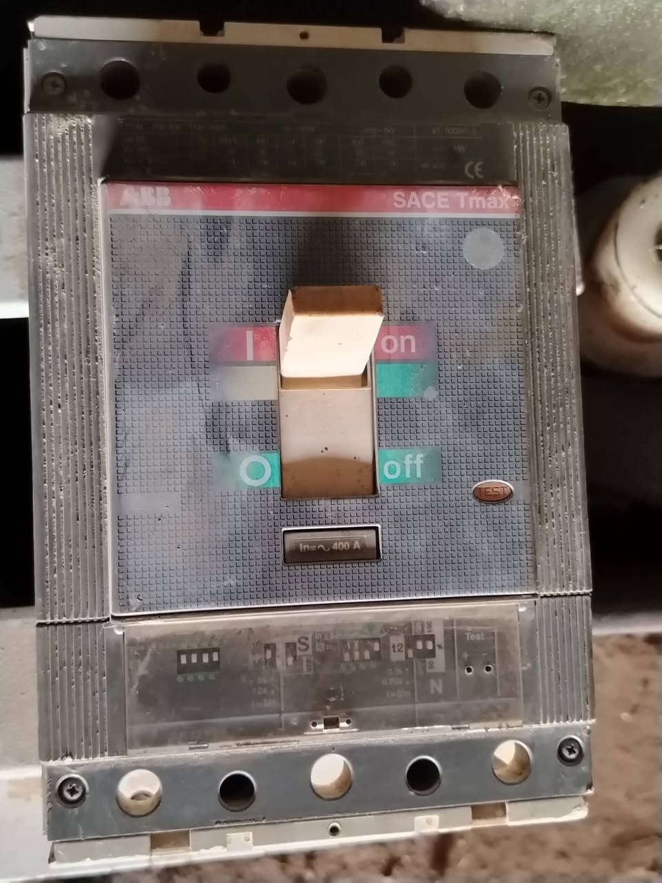 قاطع • جاهز وشغال • ابو ٤٠٠