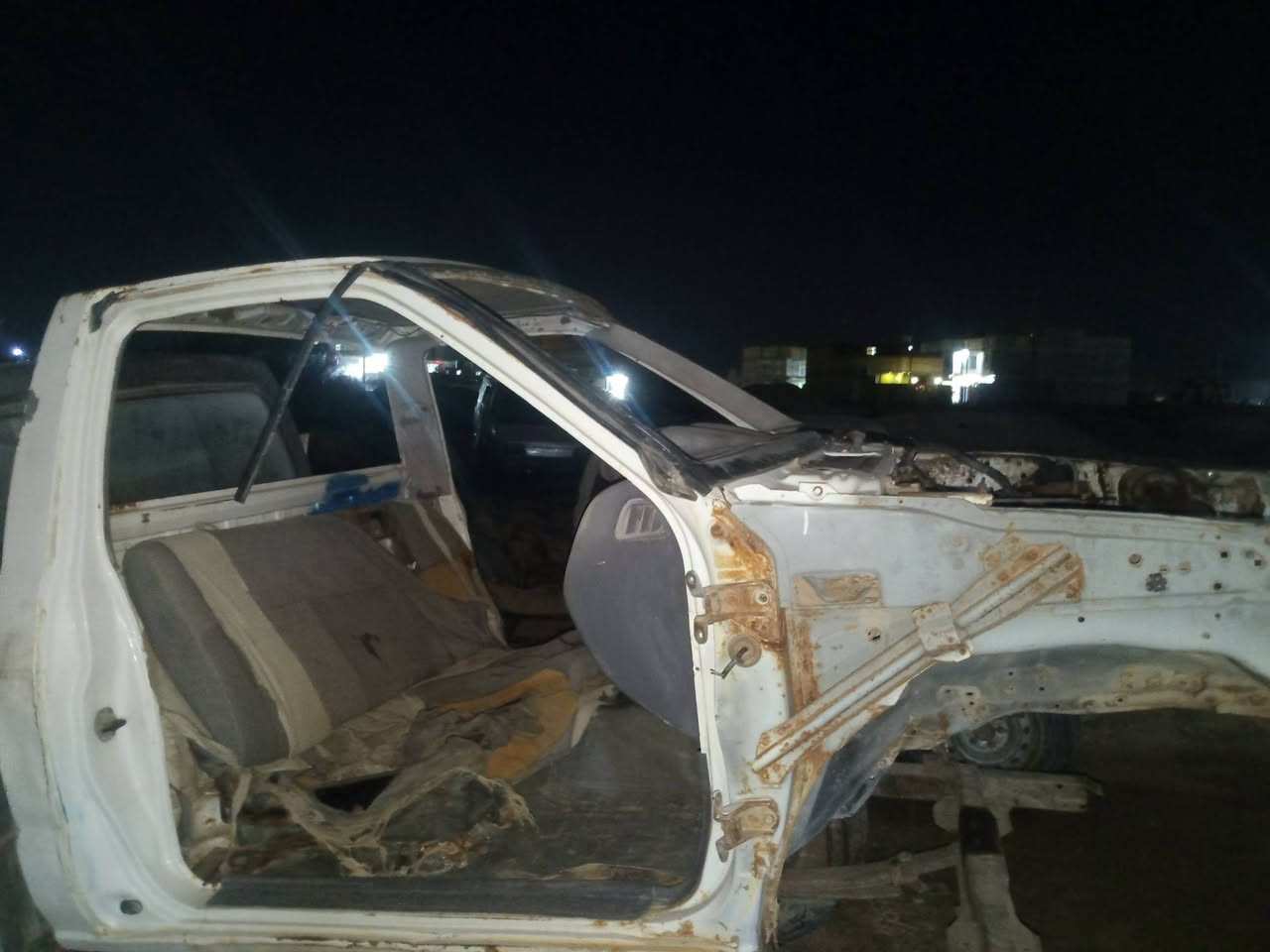 نيسان • ٢٠٠٦ • مكفوله