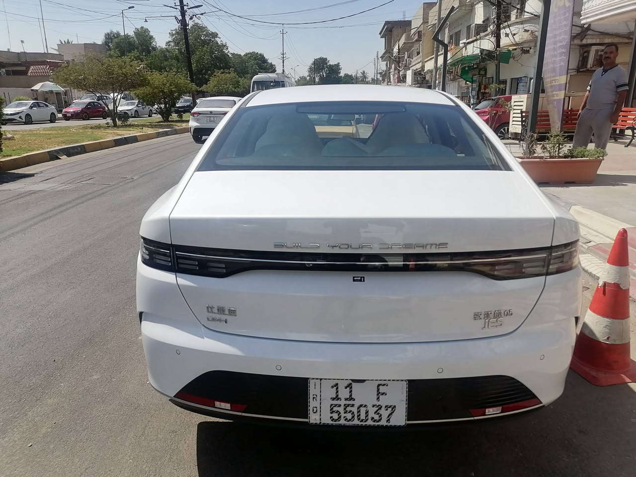 السلام عليكم.....
عندي بي واي دي ديستروير ماشية 600 بحالة الزيرو مرقم بغداد ومواصفاته معروفة وجاهزة من كل شي وفيها اضافات :
# ارضية حوضيات + ارضيات مخمل
# ارضية جلد للصندوق اصلية
# غطة دشبول
# غلاف ستيرن خياط
# غطة للمقاعدة ام علامة
# كارت تشغيل اصلي
# شاحن بلادي اصلي
# كفر اصلي للبصمة
# لزكة للشاشات ضد الكسر
# جلده للكير الماوس
# موقع السيارة بغداد / الكريعات

# الاتصال *********** وبي واتساب
