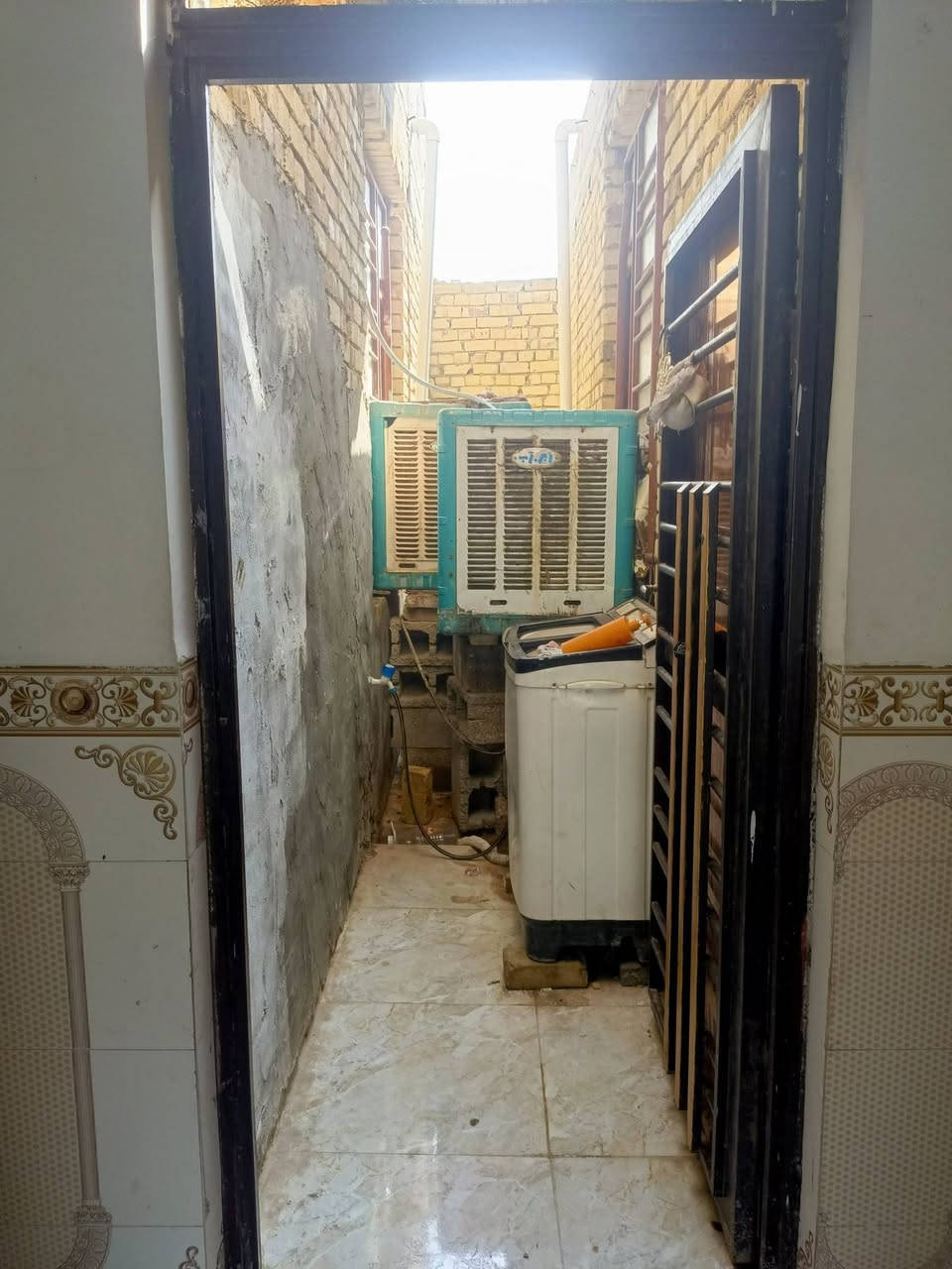 قرب سيطره الالبان • ٢٠٠م • سند ٢٥