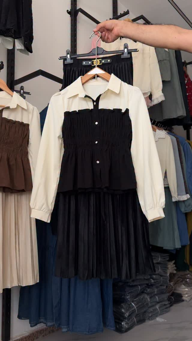 ‏ NEW  COLLECTION
خريف + شتاء 2026/2027

#التفاصيل :👇👇👇

#قميص : قماش قديفة ناشف ردن كريشة طول 50 سم 
#قياسات : فري سايز

#تنورة : كبس قديفة طول 100 سم 
#قياسات : فري سايز 

السعر : قميص 25 الف 
السعر : تنورة 25 الف 

نستقبل الدفع الالكتروني ( ماستر كارد ) 
——————
ملاحظة / الالوان ممكن مختلفة شي بسيط من ناحية الغامق والفاتح 
خدمة توصيل كافة محافظات العراق 5000 🚕
سامراء 2000
العنوان 🏨 سامراء شارع حي الشرطه مجاور قيصرية العطاء 🏨 
للحجز والاستفسار مراسلة الصفحه 📩.
__________
اكسبلور اكسبلور_العراق مشاهير_العراق كاجول فساتين_سهره فساتين_تركية جاكيت قميص_نسائي جاي_من_الاكسبلور_لايك_وفولو_للبيج_سامراء_العرموشية_سوق_الذهب_الجديد⁩⁩
