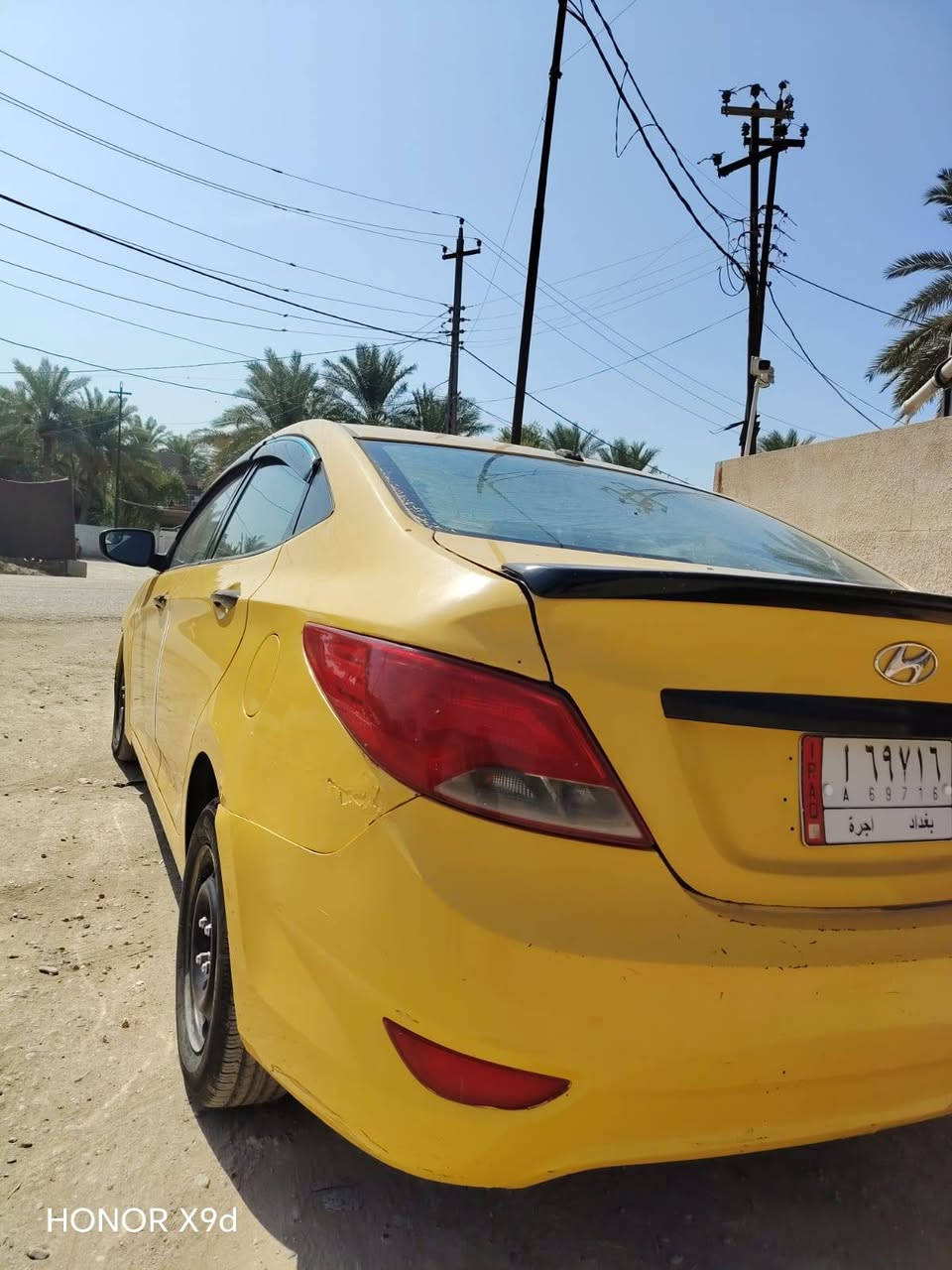 سلام عليكم  اكسنت امريكي ٢٠١٥ بيه طخه شبر بلجنطه ولباقي مكفول مكينه ١٦٠٠  مكينه جديده كير جديد  رقم بغداد سنويه ماصاقطه كهربايات كامله  تبريد ثلج حداديه هم زينه سياره مانقصه شي  مكان سياره بابل سعر. 74وبيه مجال بدون مراوس اتصال ***********

نص مكتوب في الصور:
- HONOR X9d