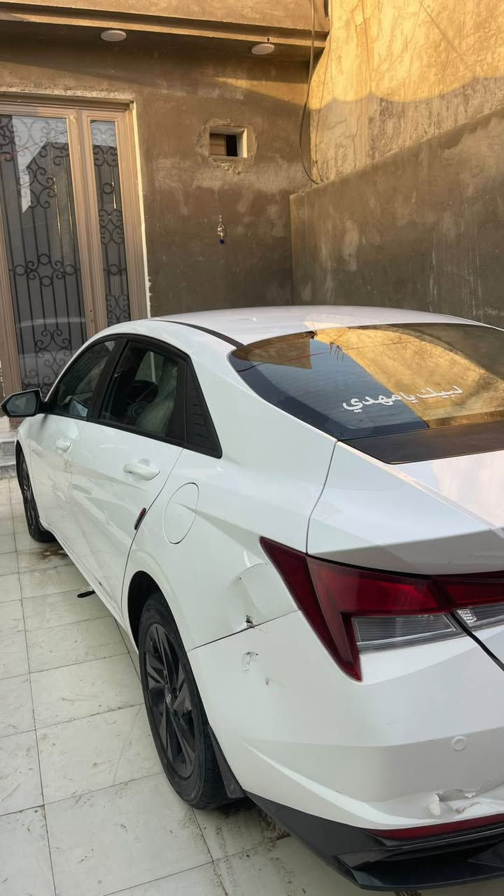 النترا خليجي اربيل موديل 2021 سنويه مامنتيهه 
محرك 2000 دوش
تبريد قطعتين 
حساسات خلفيه 
تحكم بالستيرن 
3 انضمة قيادة
السعر 133 وبيهه مجال 
السونار موجود بالصور
*********** البصرة, العراق
