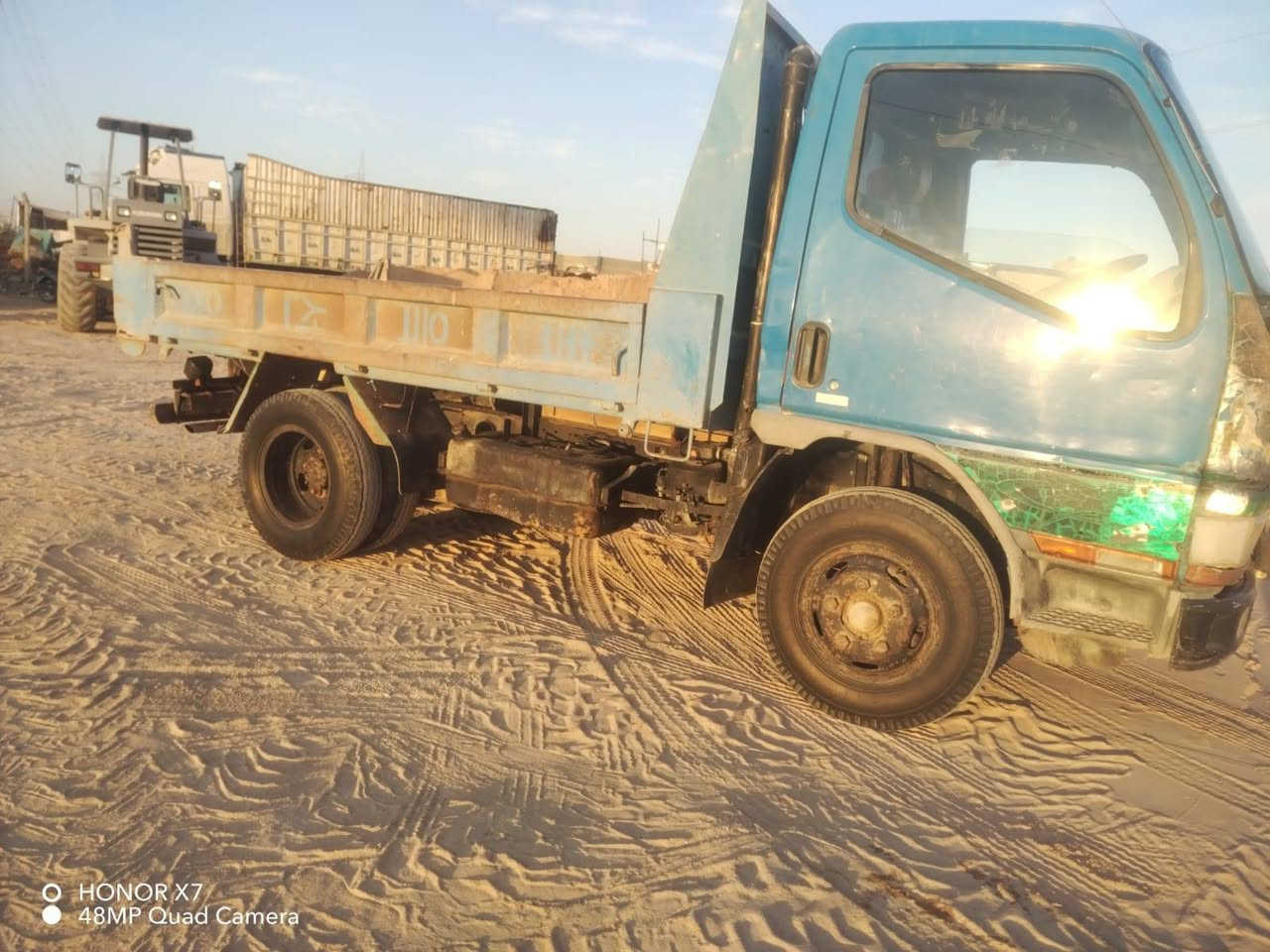 كنتر بزون ادوات للبيع شاصي ماكفول ومكينه تبخر ***********
