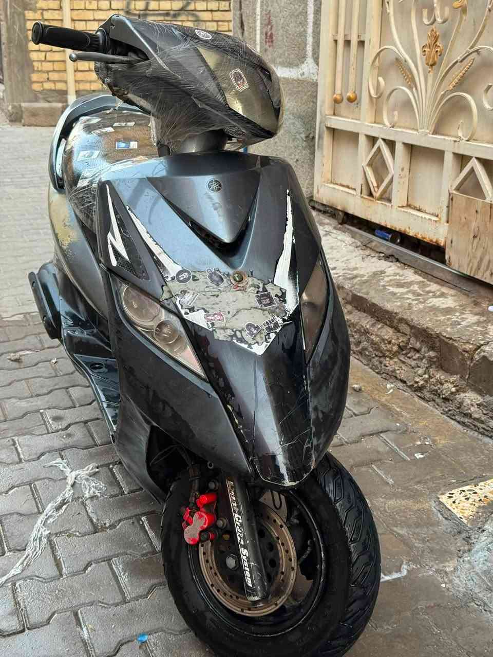 ماكس ثعلب دراجة كلش حلوة وناعمة عيبه كفره فقط جارد او تعبان شوية  دراجة غير كفر تاخذه بلاش محرك مالته اذا مو خرسة متسمع صوت احركه كبالك دراجة كاملة اي نقص مابيه برغي ممفتوح بيه مكينة بلادية اذا مو بلادي بلاش تاخذه بيع او مراوس واخذ فرق شي اقل منه رايده 550بيه شي بصيط كلش لشراي يرحم ولديكم دراجة حلوة وكاملة لحد يكسر بيه معجبتك هواي اكو اقل منه متواجد اي وقت وتساب فقط او تصال *********** مكاني بغداد
