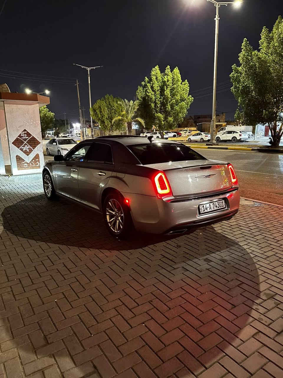 اوباما C300
موديل 2016 اصل 
فئة C
محرك ٦ سلندر 3600
كير ٨ نمر 
حدادة جديدة ستونا مبدليها كامله
 تبريد ثلج
وارد امريكي حادثها بالصور
بانوراما 
بردة خلفية
خزن ميموري
بصمه ابواب
فول مواصفات
السيارة جديدة ما مشتغله خط 
تسجيل جديد
مكان السياره البصرة
رقم بصرة باسمي تحويل ثاني يوم هزة جديدة
السعر 195 وبي مجال 
اي استفسار *********** , *********** البصرة, العراق

نص مكتوب في الصور:
- 67218343