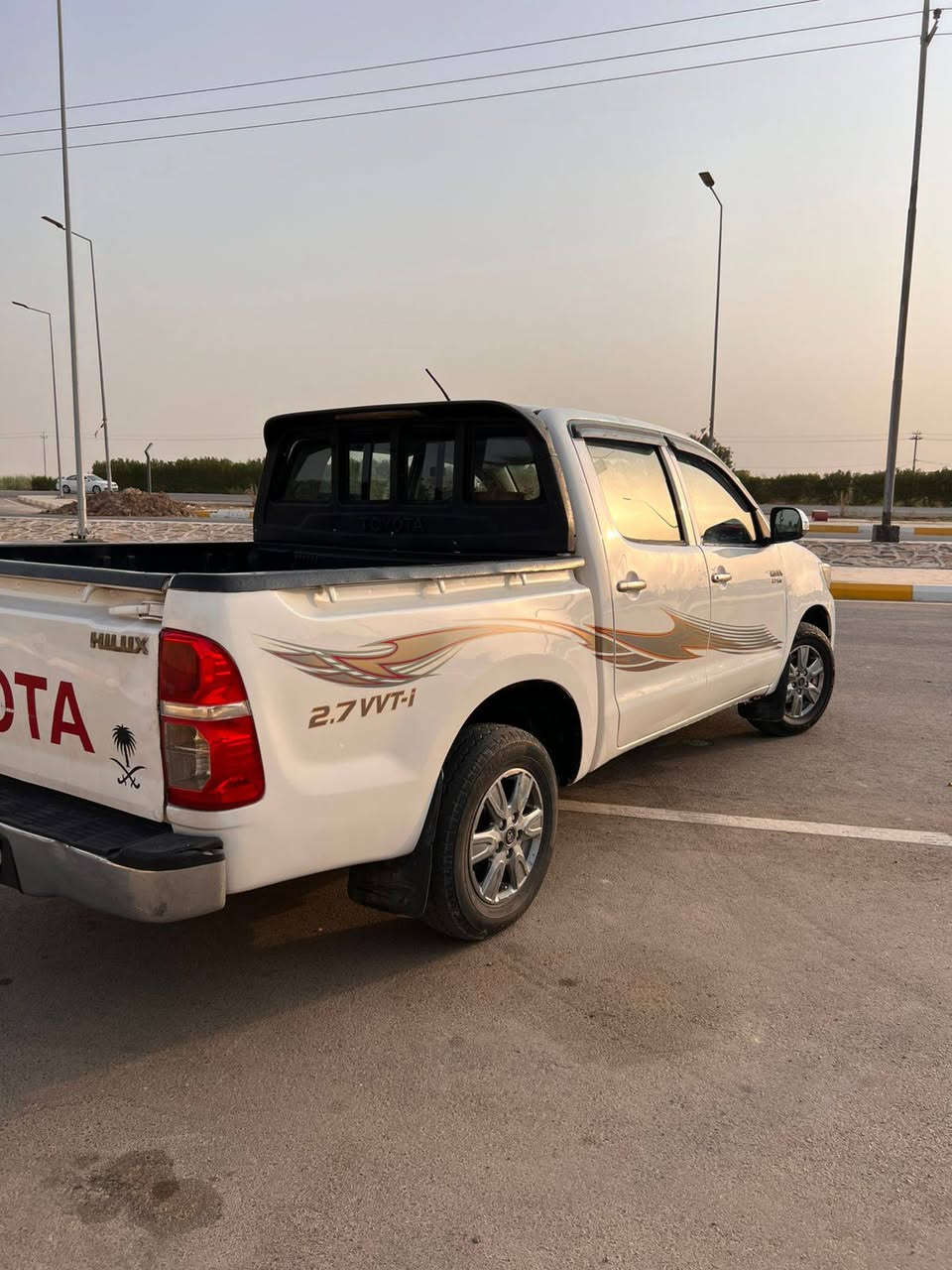 🚗 للبيع فلاونزه 2012 — جاهزة للشغل والسفر
🔹 المحرك: 2700 سي سي، 4 سلندر
🔹 الدفع: عادي
🔹 القير: أوتوماتيك
🔹 العداد: 390 ألف كم
🔹 اللون: أبيض 🤍
🔹 حالة المكينة والقير: جيدة
🔹 التبريد: دَفّة جديدة ❄️
🔹 التايرات: جديدة 🛞
🔹 الصبغ: موضح بالسونار
🔹 رقم السيارة: مثنّى
📍 الموقع: الكوت — ناحية الدبوني
💰 السعر: 155$قابل للتفاوض للجادين
📞 للاستفسار والاتصال: ***********
🔥 السيارة جاهزة وبحالة جيدة، والبيع للجادين فقط.
