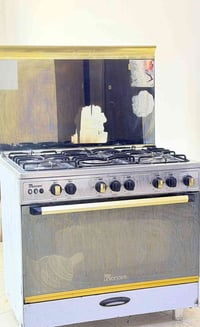 للبيع طباخ يونيون إير (Unionaire) 5 عيون غاز. فرن وشواية. شغال بكفاءة ...
