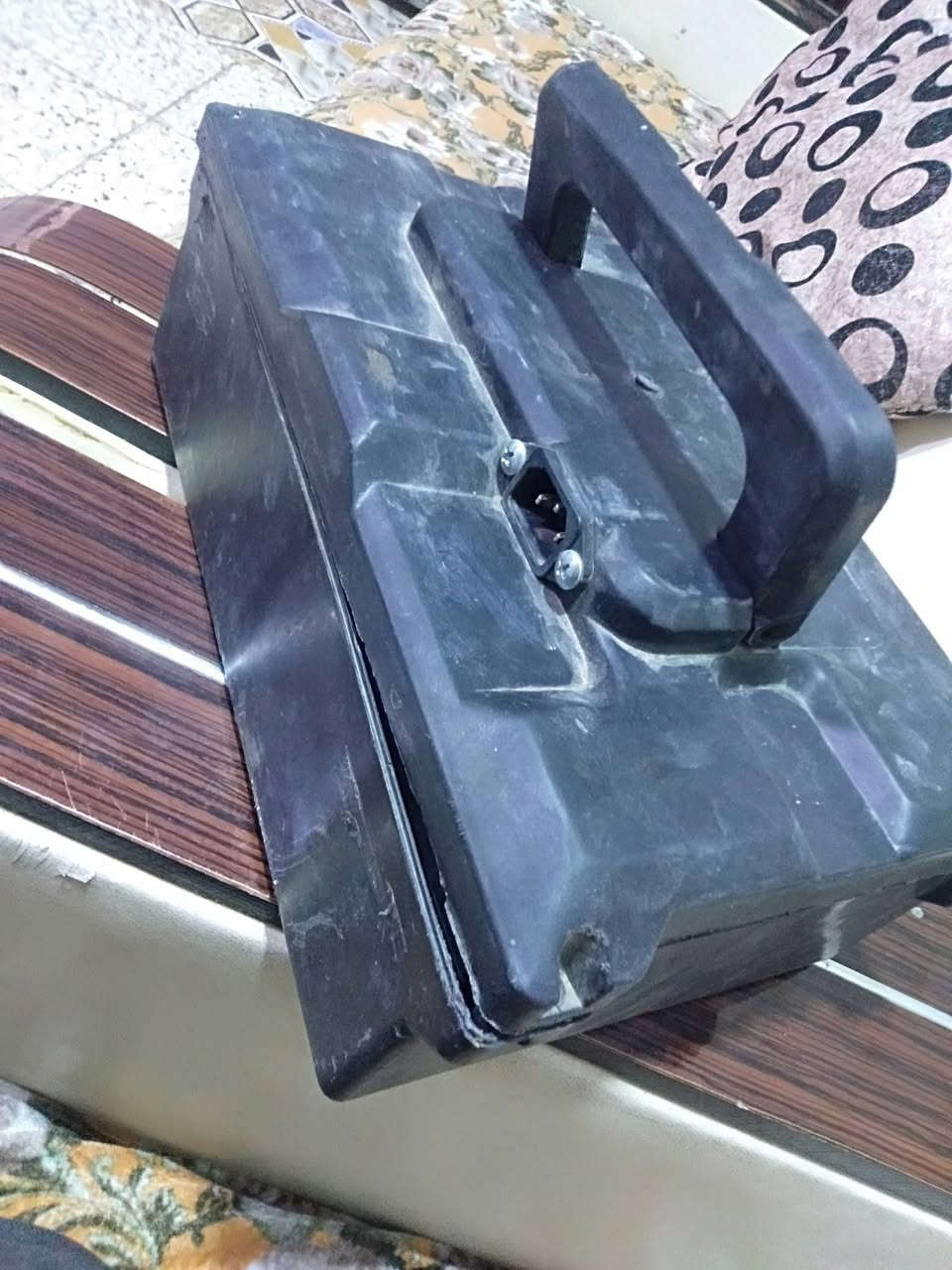 بطاريات دراجة شحن حجم 14 أربع بطاريات مستعملات قليل جدد تواصل خاص او ***********
