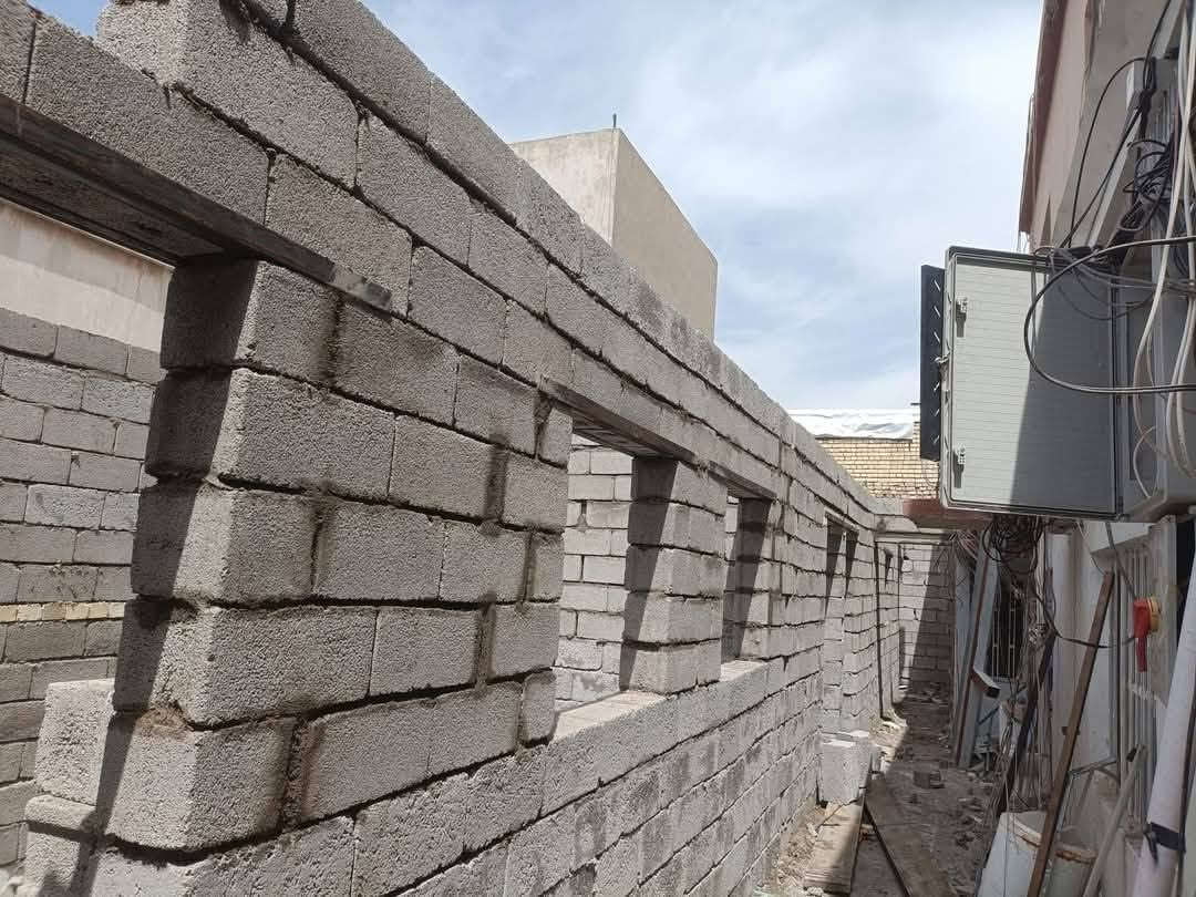 كادر بناء طابوك بلوك شغل نضيف وسريع العمل يكون بنضام الدبل قطعي في جميع انحاء بغداد رقم ***********
اتصال او واتساب
‏‪***********‬‏
