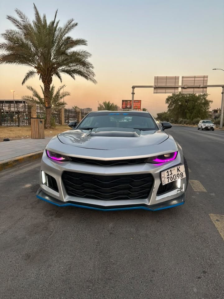 🔴كمارو V6 RS موديل 2016
🔴رقم بغداد هزه وسنوية جديدة بسمي 
🔴مشروع وطني تحويل ثاني يوم
🔴مواصفات السياره معروفه 
 
✅تبريد شغال وثلج ماشالله 
✅بصمه ابواب بصمه سايد بريك 
✅السياره نضيفه ولا جيك مشتغل ب دشبول 
✅صدر جديد تخم تايرات جديدة وباتري جديد 
✅وجامه اماميه 
✅شادلها عين الشيطان
✅ادامة كاملة جديدة مسويه
✅بانزين محسن مشامه لعادي
✅سيارة كلش ناصبه وحلوه وبيها محرك وكير يشكن لكاع
✅متصرف عليها شي

🔴حادث السياره  بأمريكا جنطة وصفحه السايق كلير 
 🔴بدون ايرباكات مابيها حادث امامي
ماشيه 114000

🔴سعر السياره  100 ورقة يعني شدة فقط 
🔴وبيها مجال بسيط مكان السيارة 
🔴شارع فلسطين او الكرادة داخل
🔴***********
