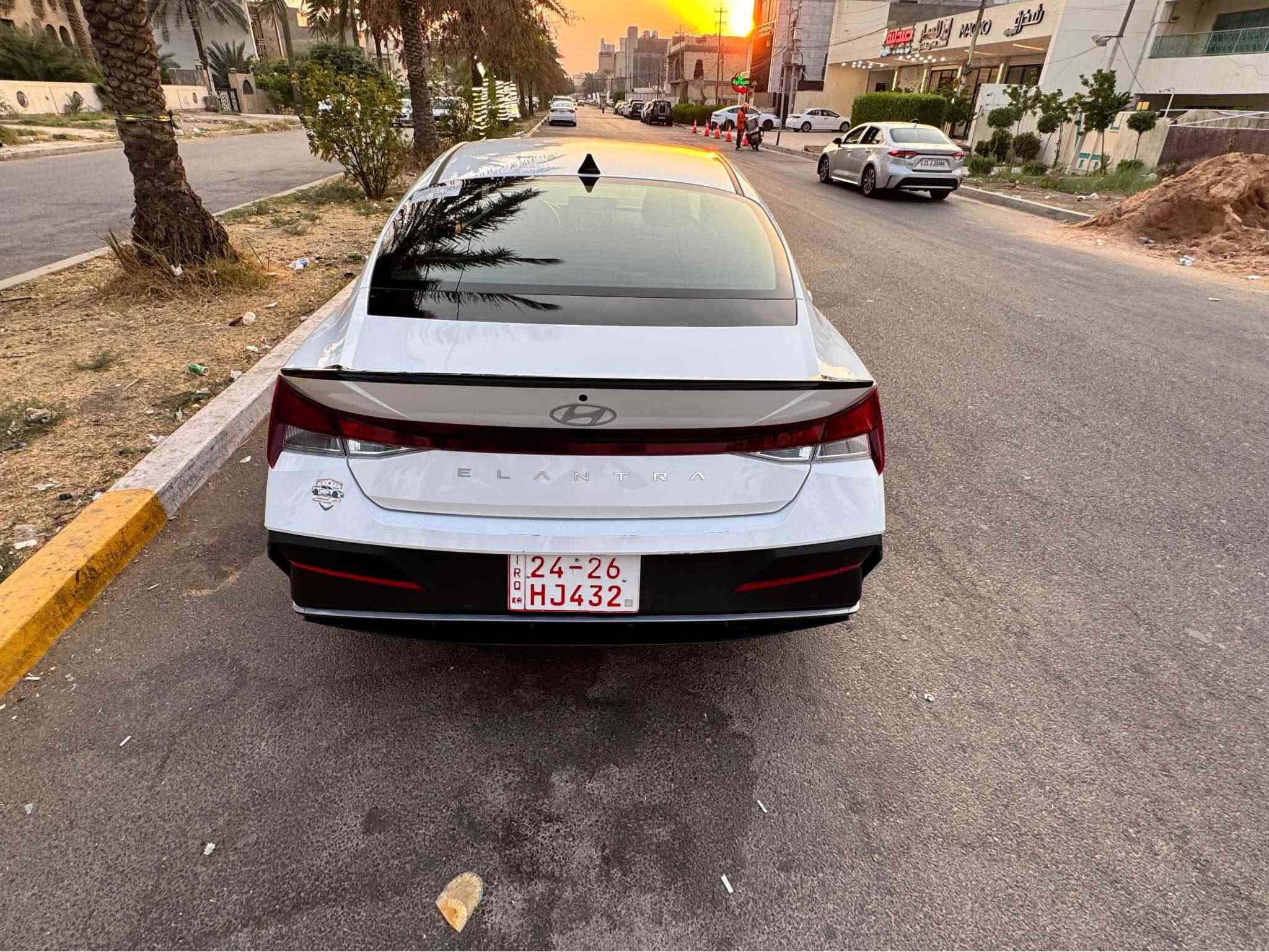السلام عليكم

هونداي النترا 2025 SEL SPORT
بدون رقم  تترقم شمالي فقط 

رقم كاتي يعني بدون رقم 

وارد امريكي حادثه بنيد وشويه من الجاملغ فقط بدون دواخل 

السيارة على وضع الشركة

  

المواصفات:بصمة-بصمة ابواب-تشغيل عن بعد

رادار امامي-رادار جانبي-تحديد مسار-قيادة الية

جنطه ذكية-مود درايف-محرك 2000 دوش

ويل كب بلاك-فول تحكم ستيرن-شاشة كبيرة

كامرة دوارة-اوتو بريك-LED أمامي- لايت عدسات

ماشية 17 الف بلوتوث-ABS-USB

المكان بغداد السيديه 

للتواصل والاستفسار :*********** 
واتساب فقط *********** بغداد, العراق

