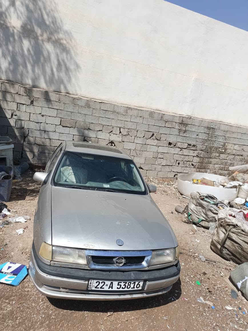 فكترا 93رقم وسنويه جديد لل30 دفتر بانزين  تايرات جديد محرك جديد گير اوتوماتيك بيه هاف قليل بدون خياس*********** كركوك, العراق
