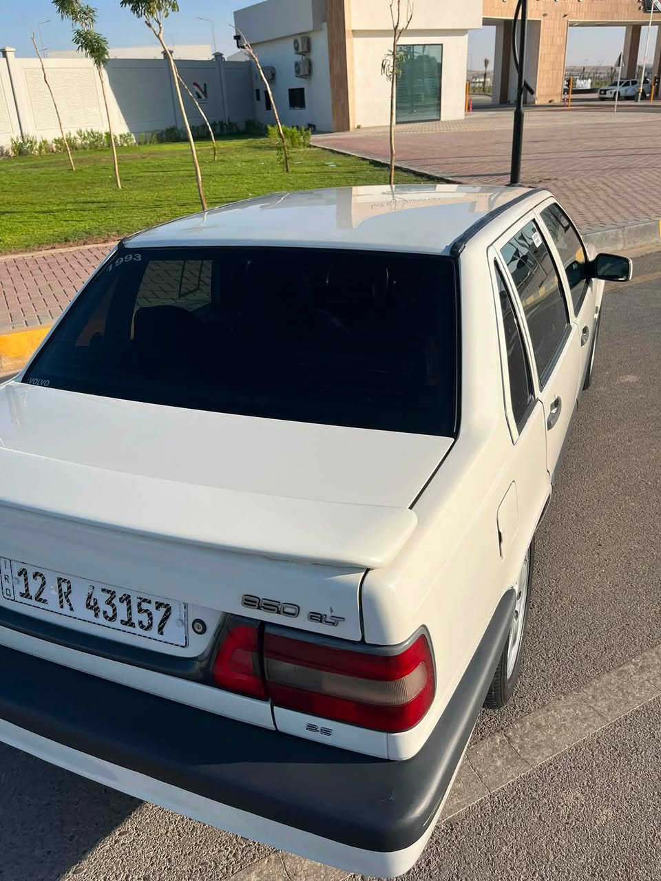 فولفو  850 للبيع موديل 93 سياره حيل نضيفه ومتعوب عليها ما يعوزها برغي بيها صبغ جاملغ الي خلف السايق فقط( تبريدها ثلج ) كير ومحرك جديد مبدلين 
السعر 58  بيها مجال بسيط ***********
