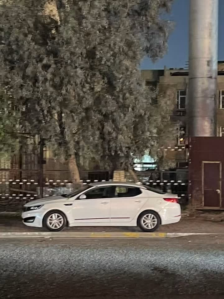 🚗 للبيع كيا أوبتيما وارد أمريكا 

السيارة جاهزة للاستخدام وما تحتاج صرف. بغداد
***********

🔹 المحرك: 2400 GDI
🔹 الممشى: 100 ألف ميل.

المواصفات:
✅ داخلية جلد
✅ شاشة لمس
✅ كاميرا خلفية
✅ تحكم بالستيرن
✅ مثبت سرعة
✅ وباقي المواصفات المعروفة للأوبتيما.

التبديلات الجديدة:
✔️ تايرات تخم جديدة
✔️ صدر أمامي جديد
✔️ صدر خلفي جديد
✔️ بلكات ونوزلات جديدة
✔️ رادياتير جديد
✔️ منظومة تبريد جديدة بالكامل
✔️ محرك أوبتيما حاوية جديد 

✅ السيارة مكفولة من ناحية المحرك والگيـر.

للعلم:

* بنيد مبدل بتجاري مصبوغ
وحدثها السيارة جاملغ امامي وخلفي فقط 

السعر مناسب جداً

📩 للاستفسار أو المعاينة، راسلني خاص أو اتصل، والسيارة رقمها ذي قار ومشروع وطني
