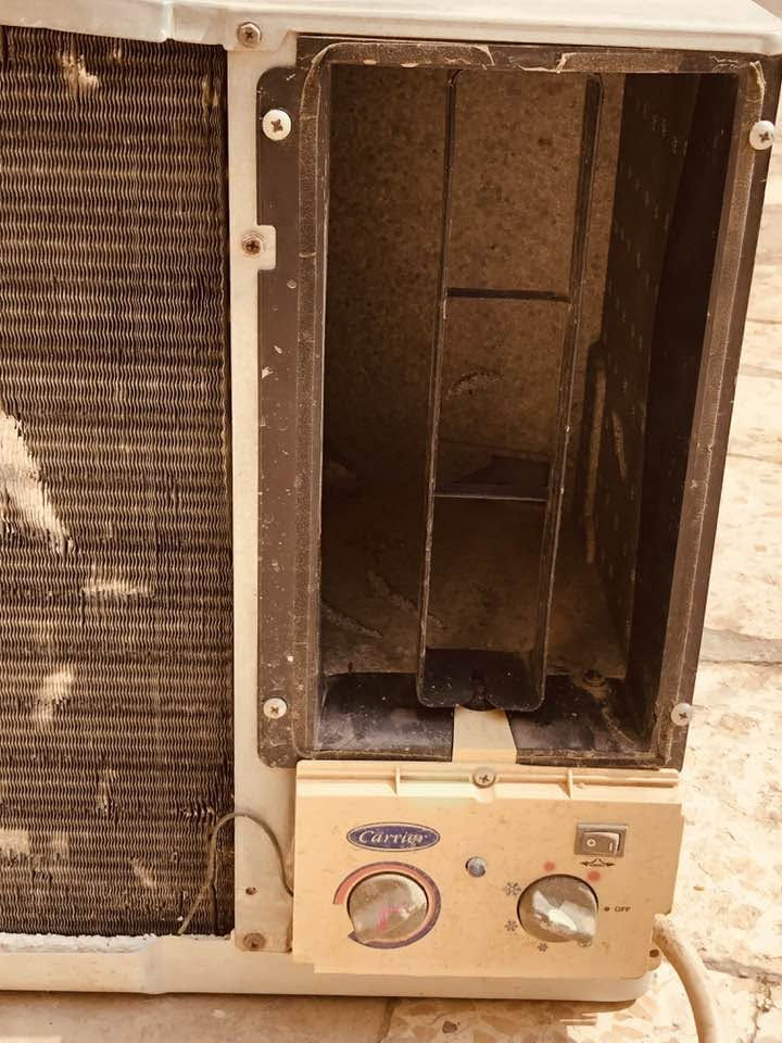 سبلت شغال للبيع نضيف ١٥٠ ومكيفات عدد ثنين للبيع شغالات كري وكرافت ٢٥٠ و٣٥٠ وبيهن مجال ***********

